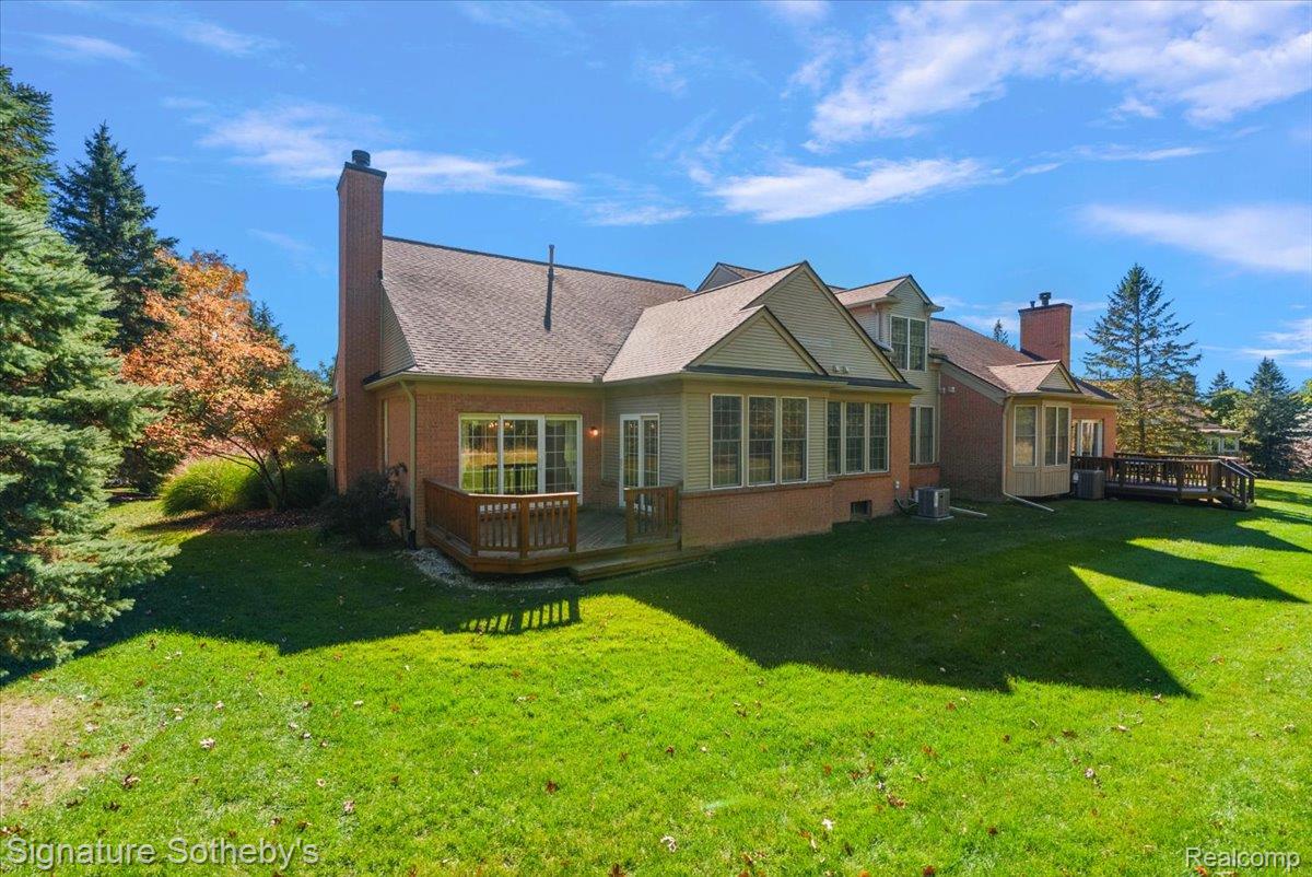 1989 Dunham Dr Property Photo 31