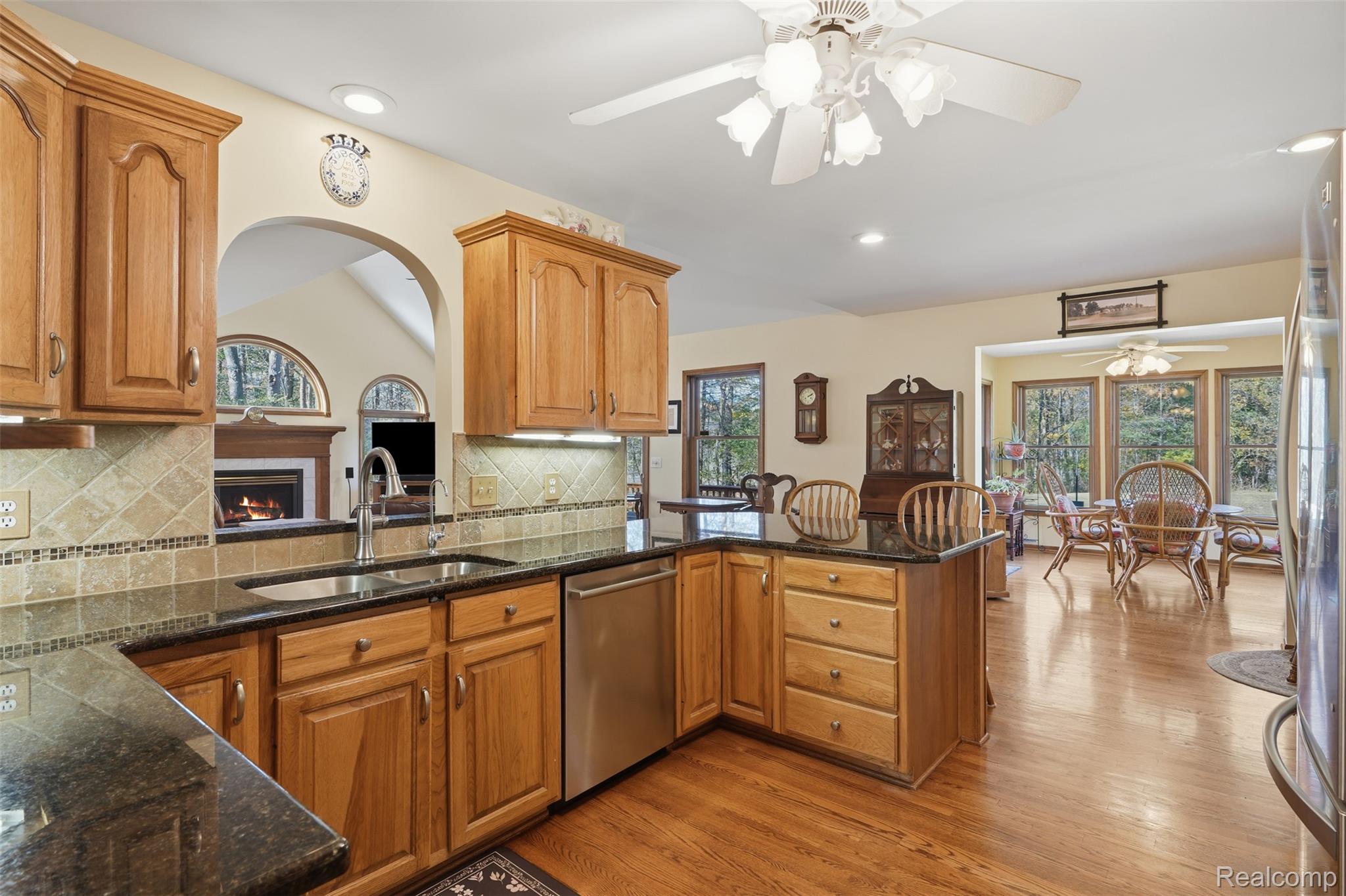 3384 Davison Lake Rd Property Photo 14