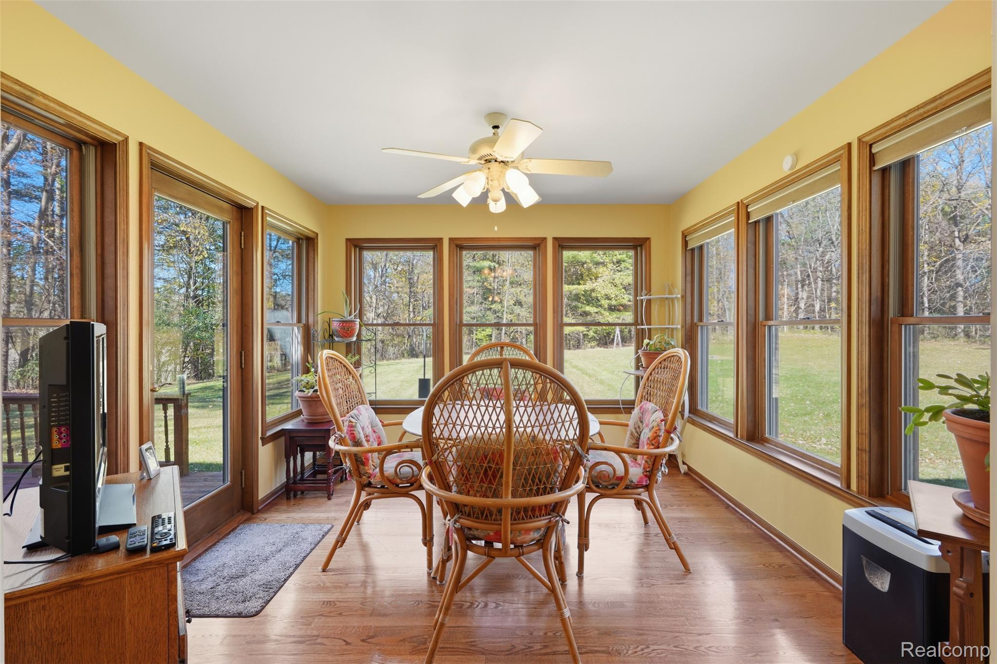 3384 Davison Lake Rd Property Photo 15