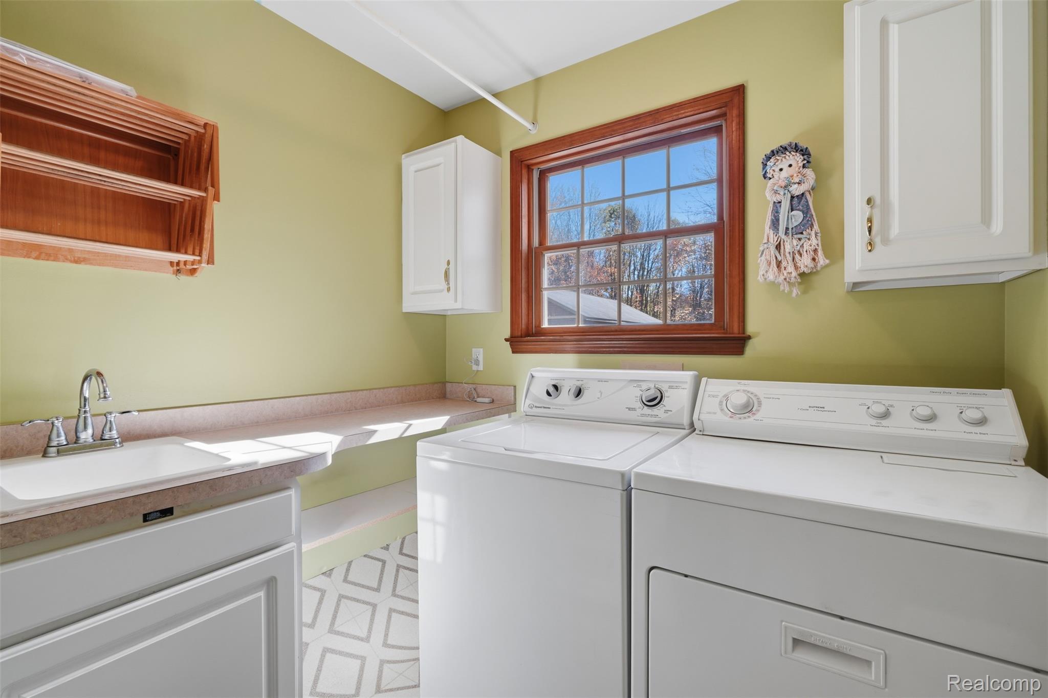 3384 Davison Lake Rd Property Photo 17