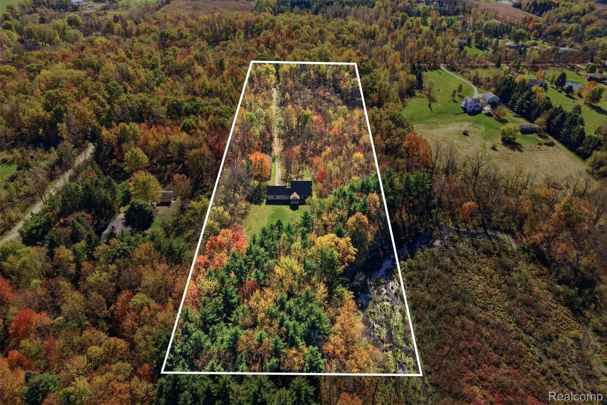 3384 Davison Lake Rd Property Photo 38