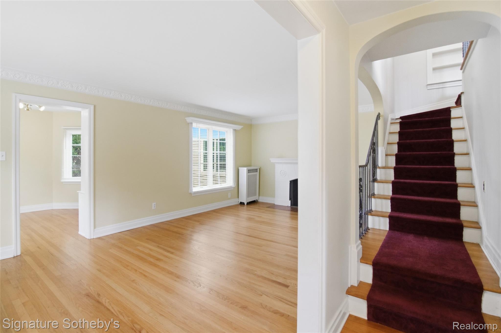 431 Westchester Way Property Photo 3