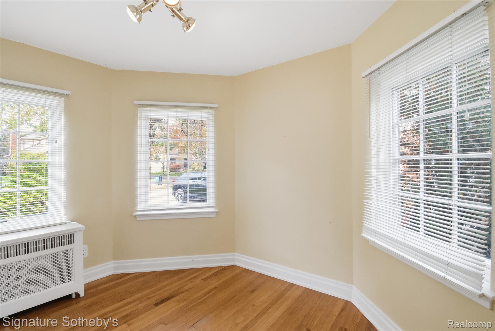 431 Westchester Way Property Photo 6