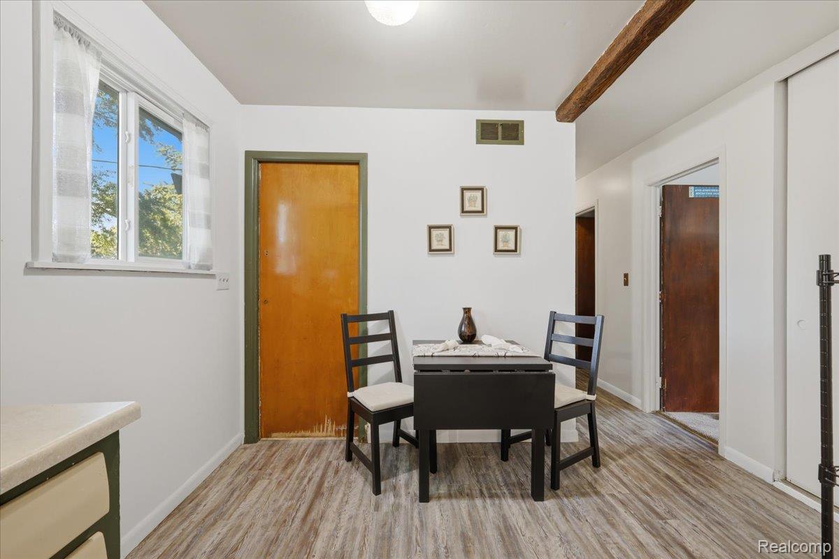 4845 Pelton Rd Property Photo 15