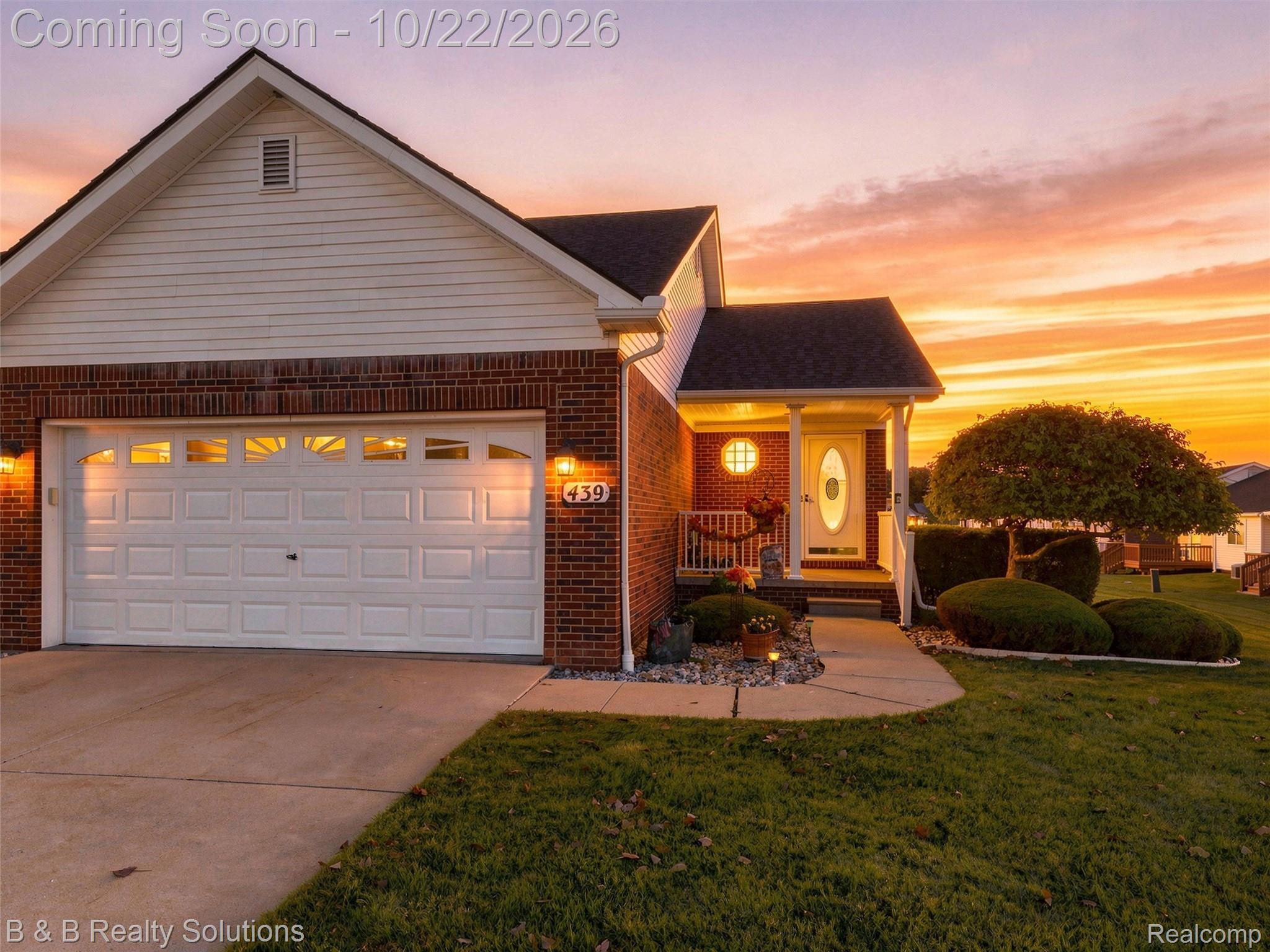 439 Ewell St Property Photo 1