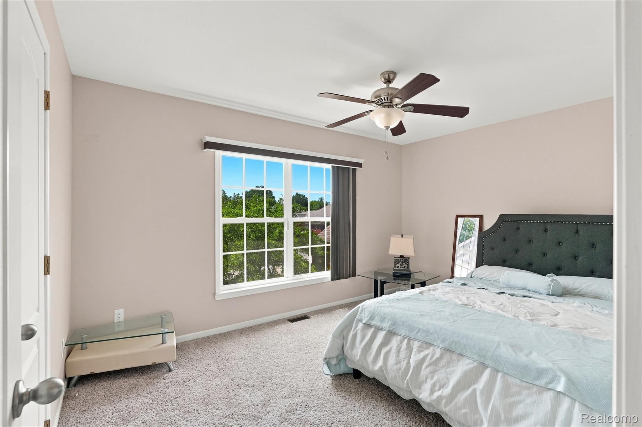 13469 Shire Ln Property Photo 24