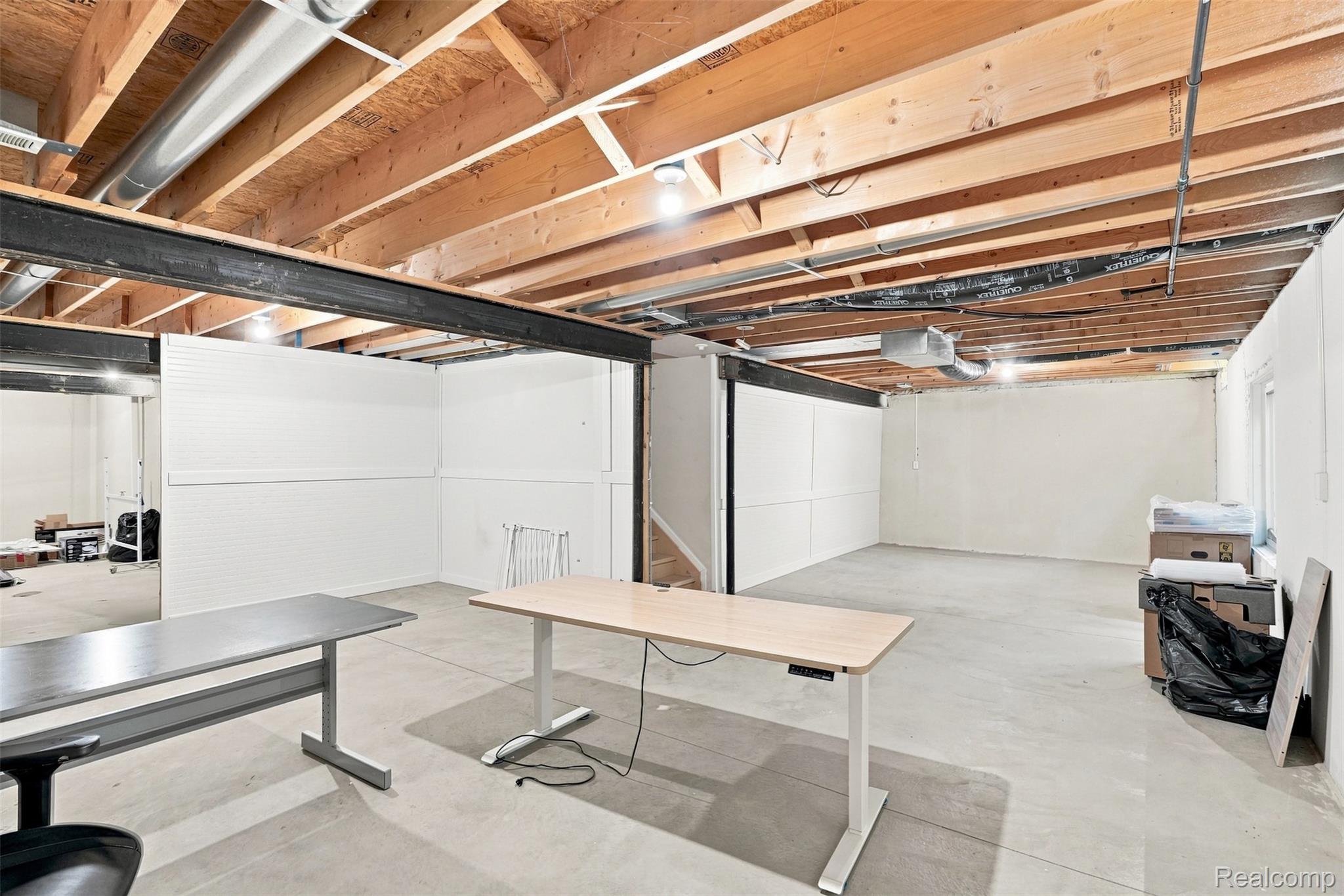 13469 Shire Ln Property Photo 32