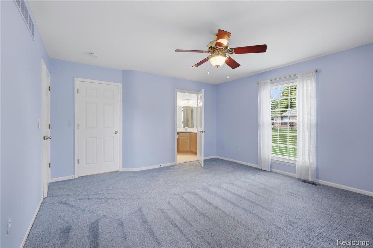 48461 Newcastle Ct Property Photo 16