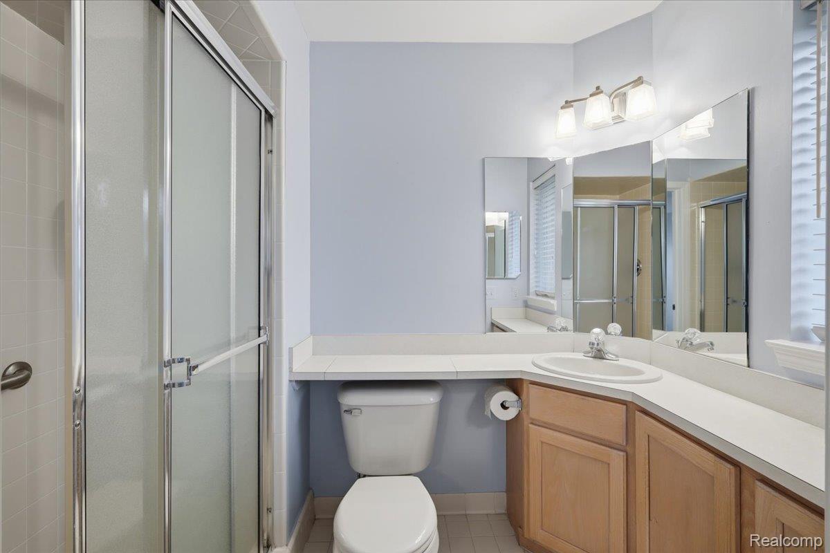 48461 Newcastle Ct Property Photo 18