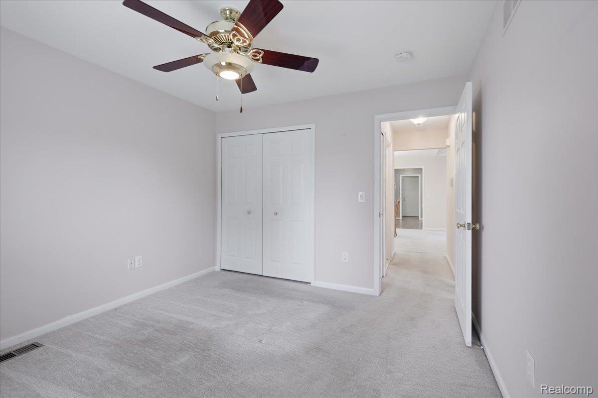 48461 Newcastle Ct Property Photo 20