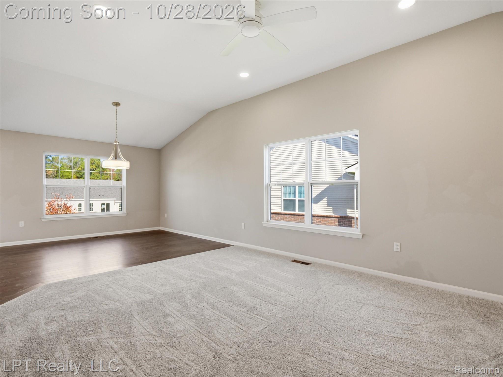 9925 Ridge Run St Property Photo 14