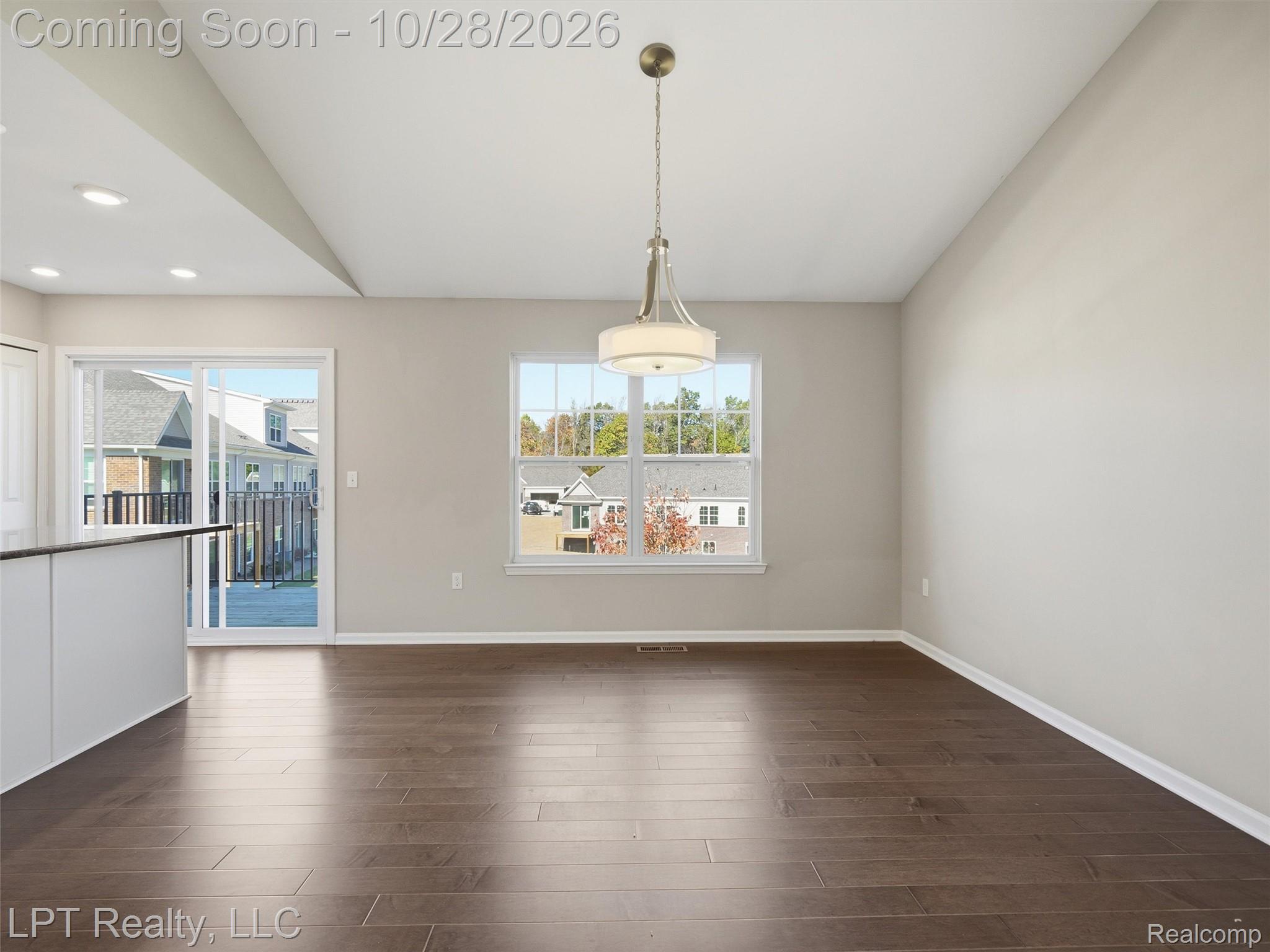 9925 Ridge Run St Property Photo 16