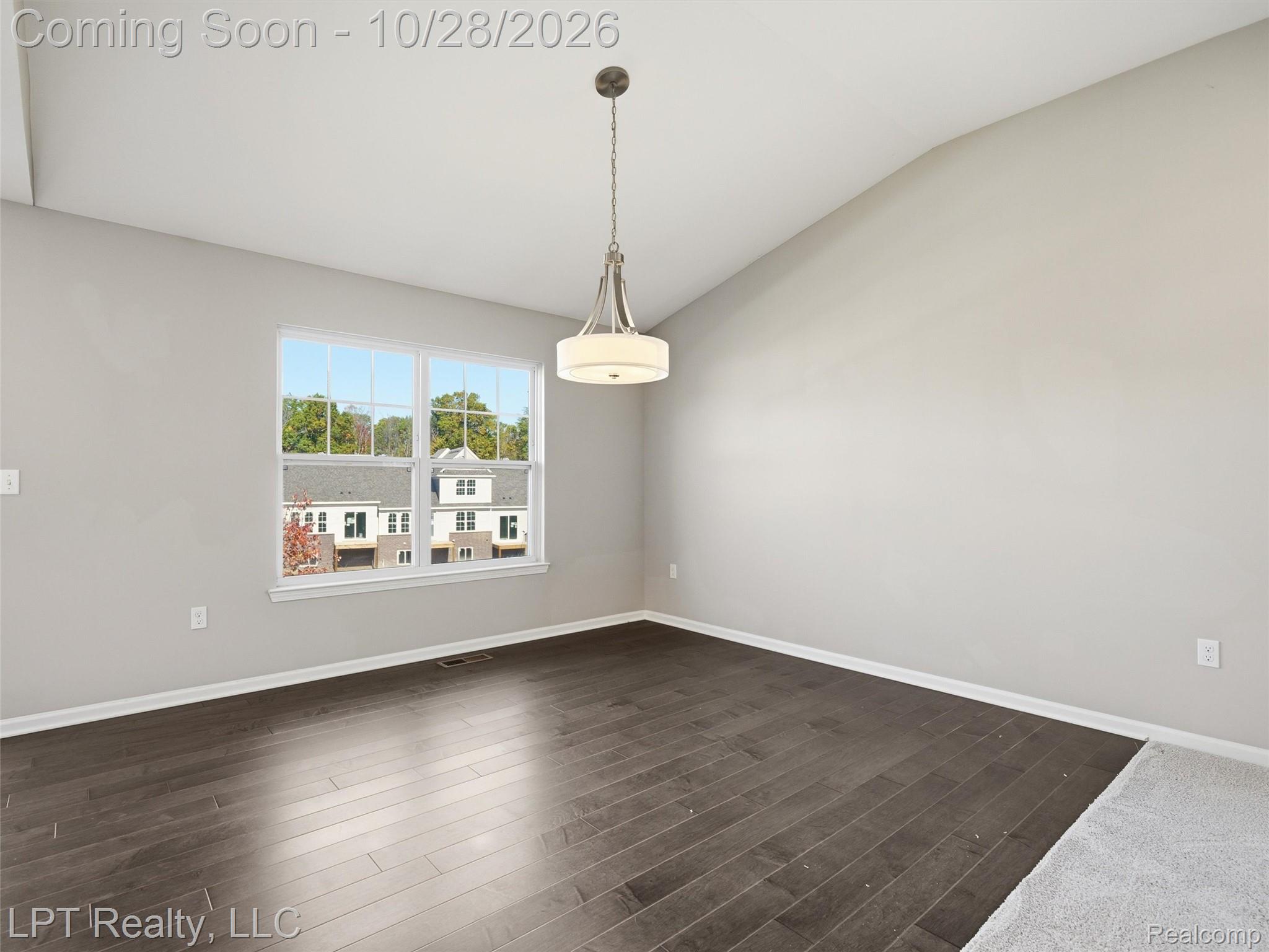 9925 Ridge Run St Property Photo 17