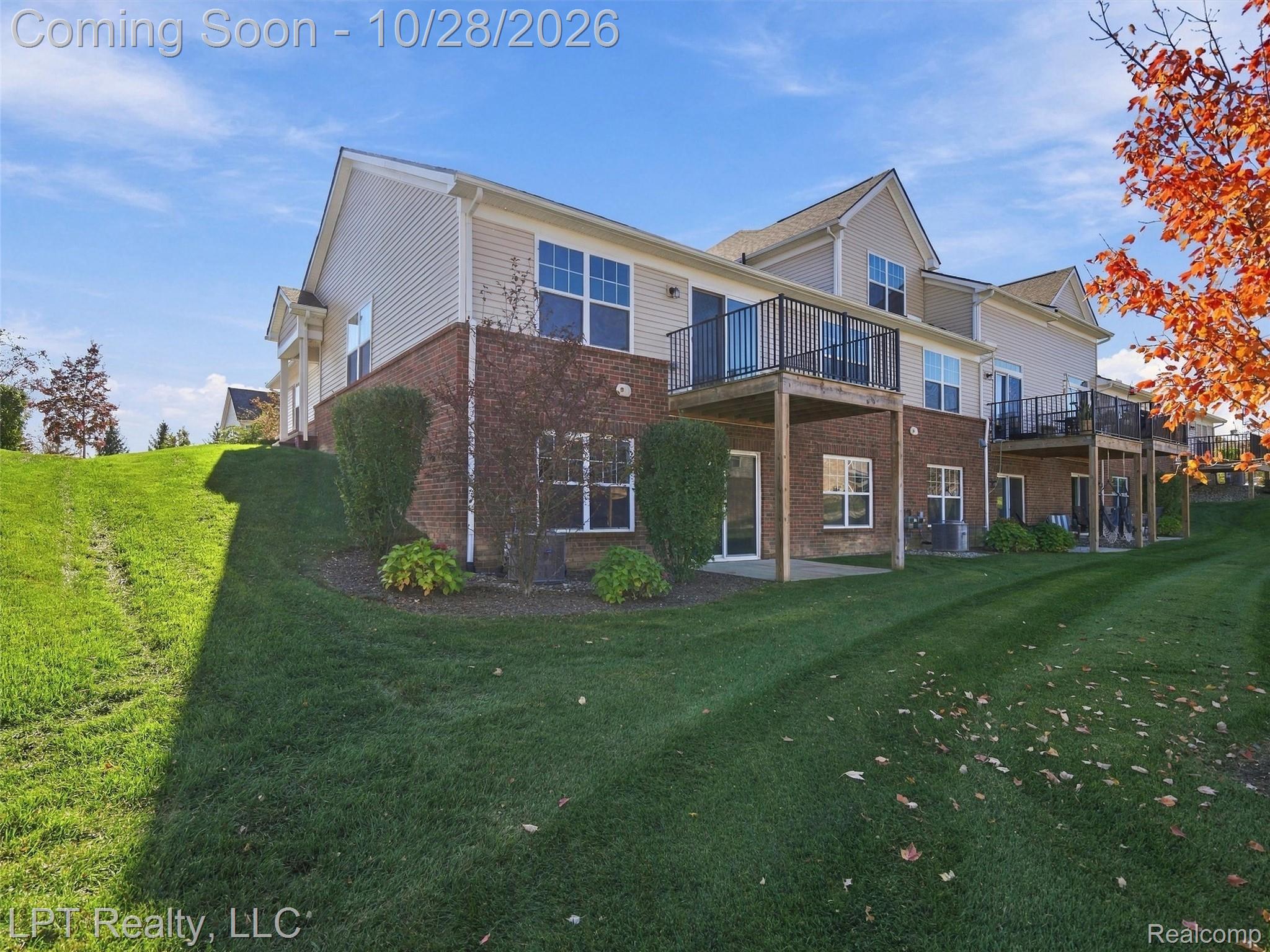 9925 Ridge Run St Property Photo 28