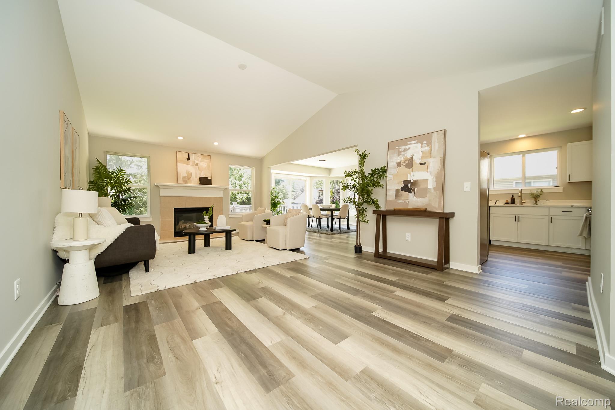 51819 Kings Pointe Dr Property Photo 16