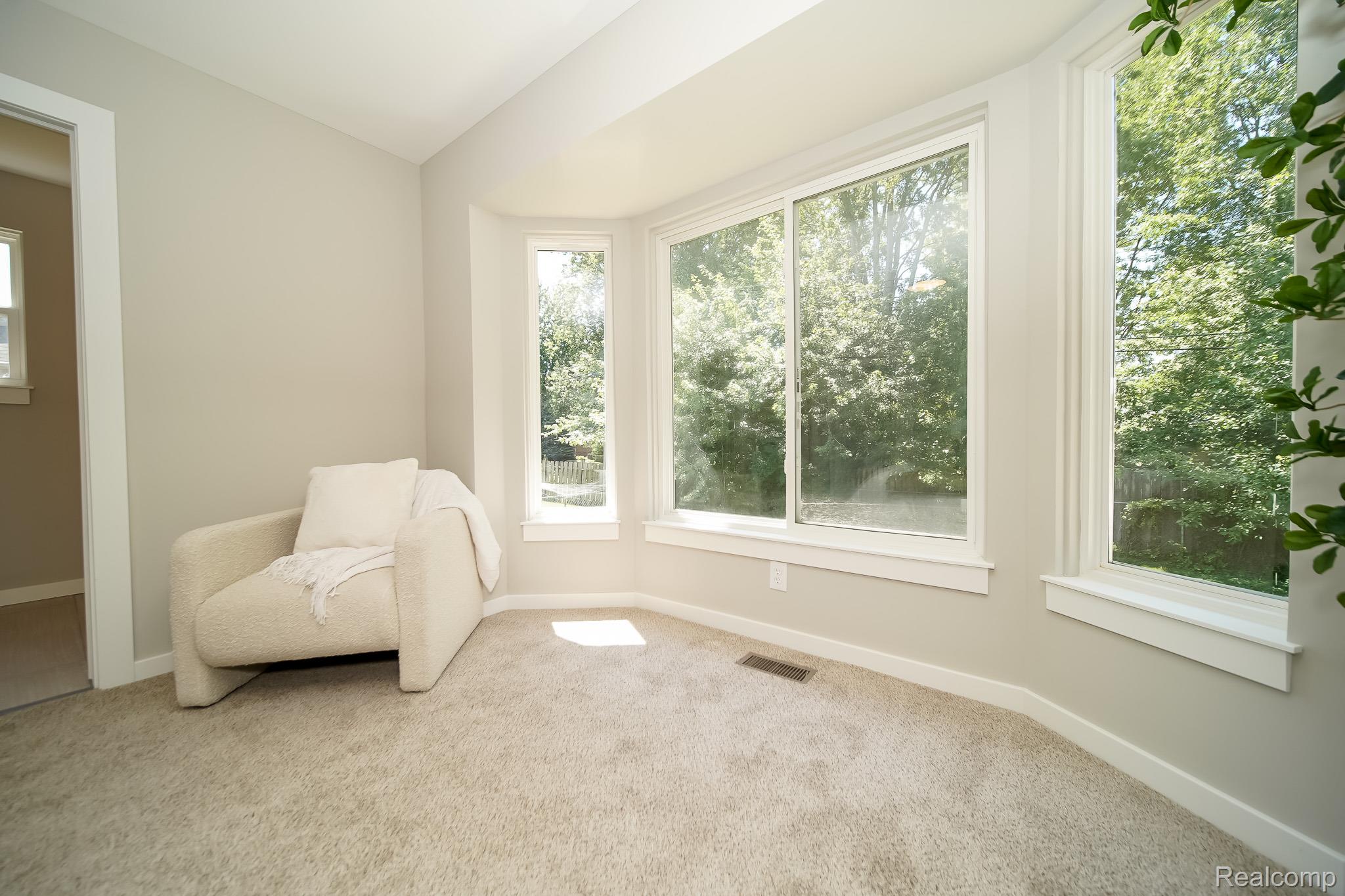 51819 Kings Pointe Dr Property Photo 53