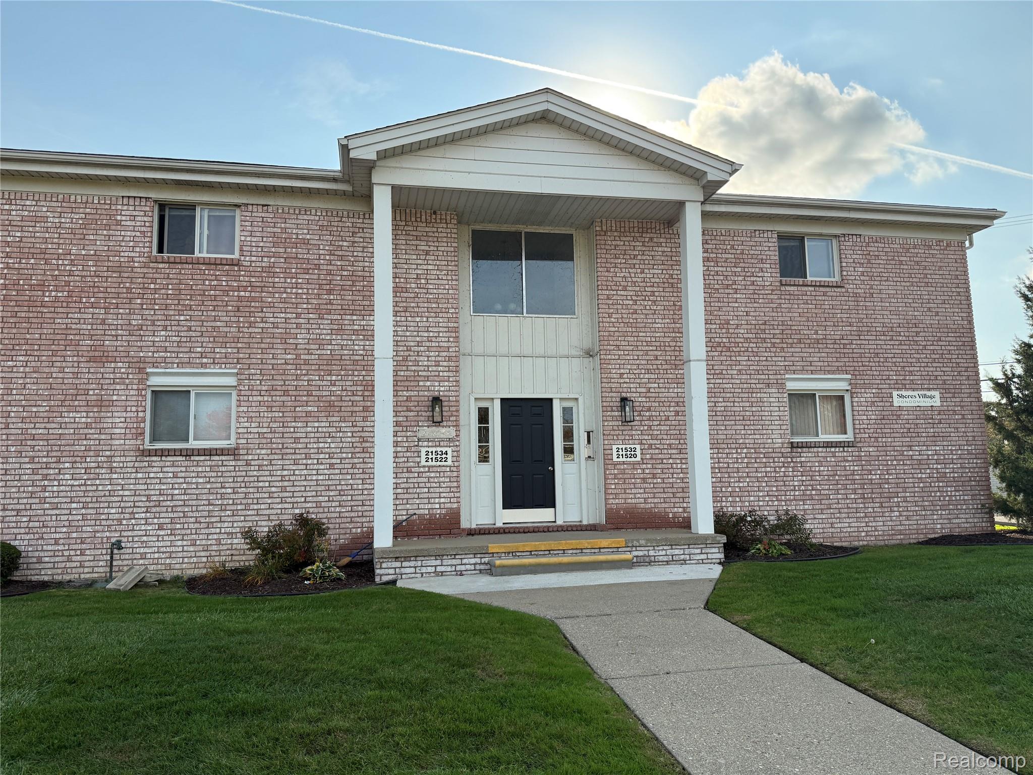 21542 Saint Gertrude ST # #6 Property Photo 1