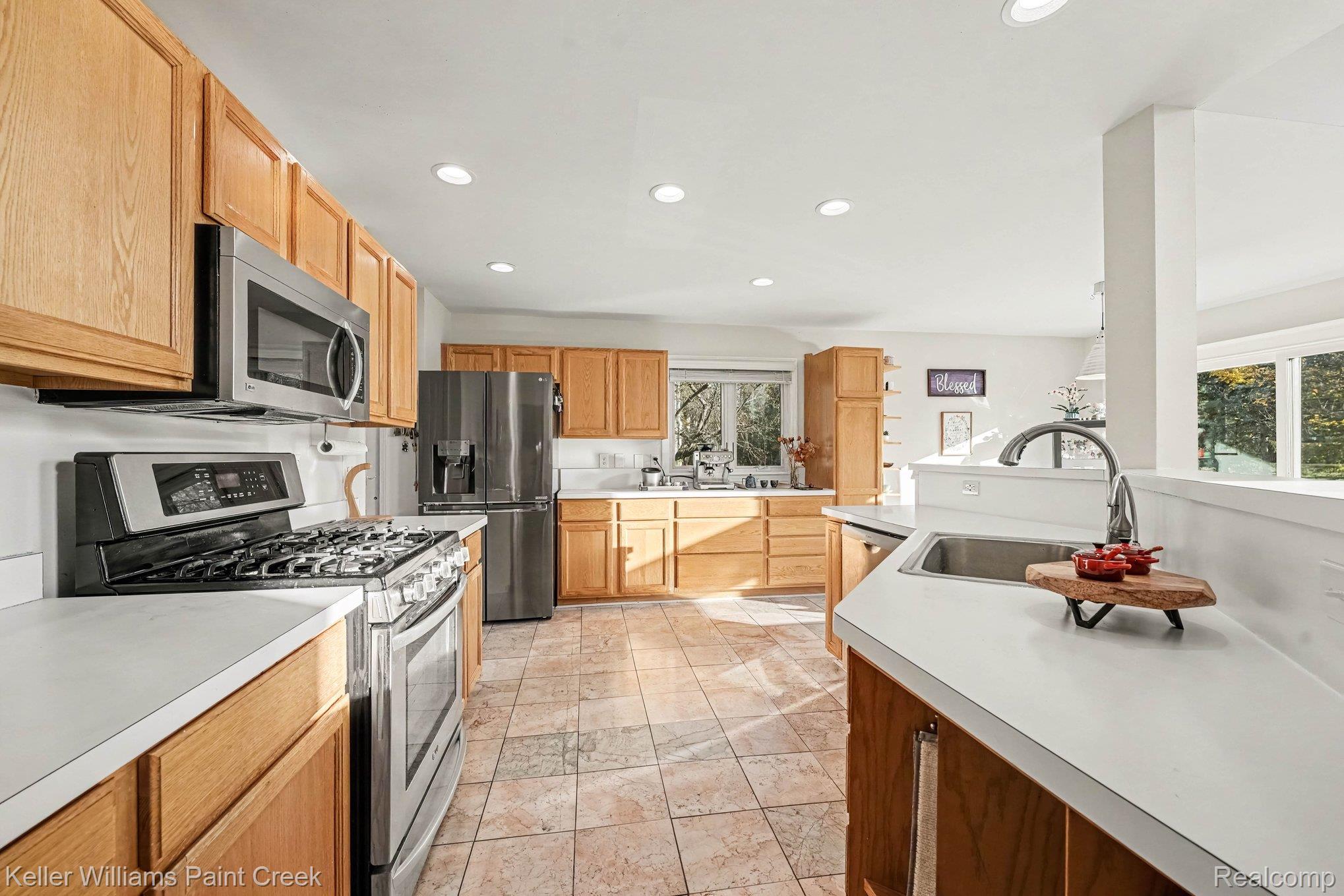 3627 Sunnyside Ct Property Photo 7