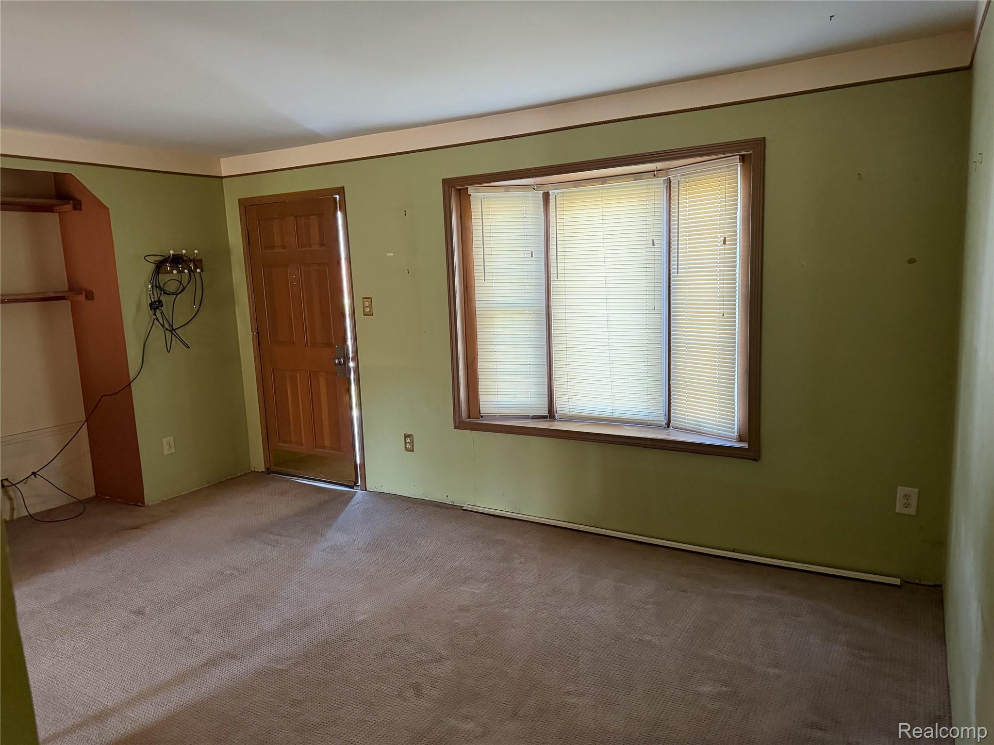 26560 Lehner St Property Photo 4