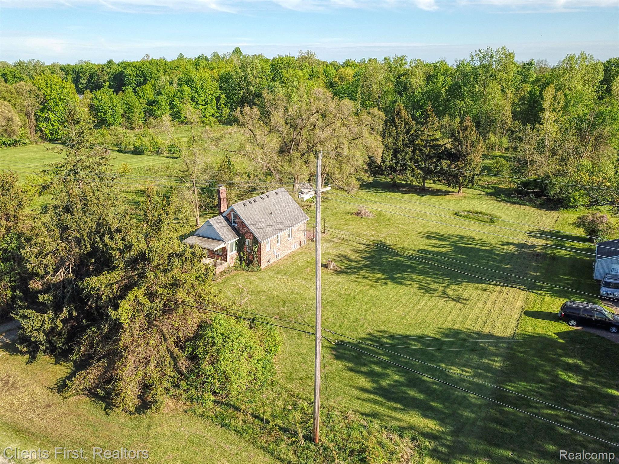 48375 Ford Rd Property Photo 12