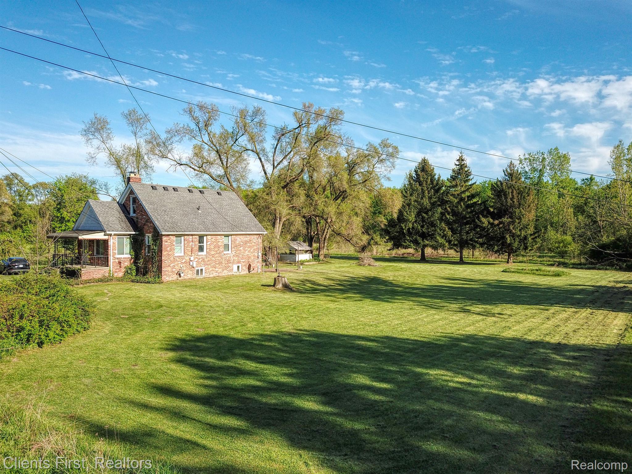 48375 Ford Rd Property Photo 14