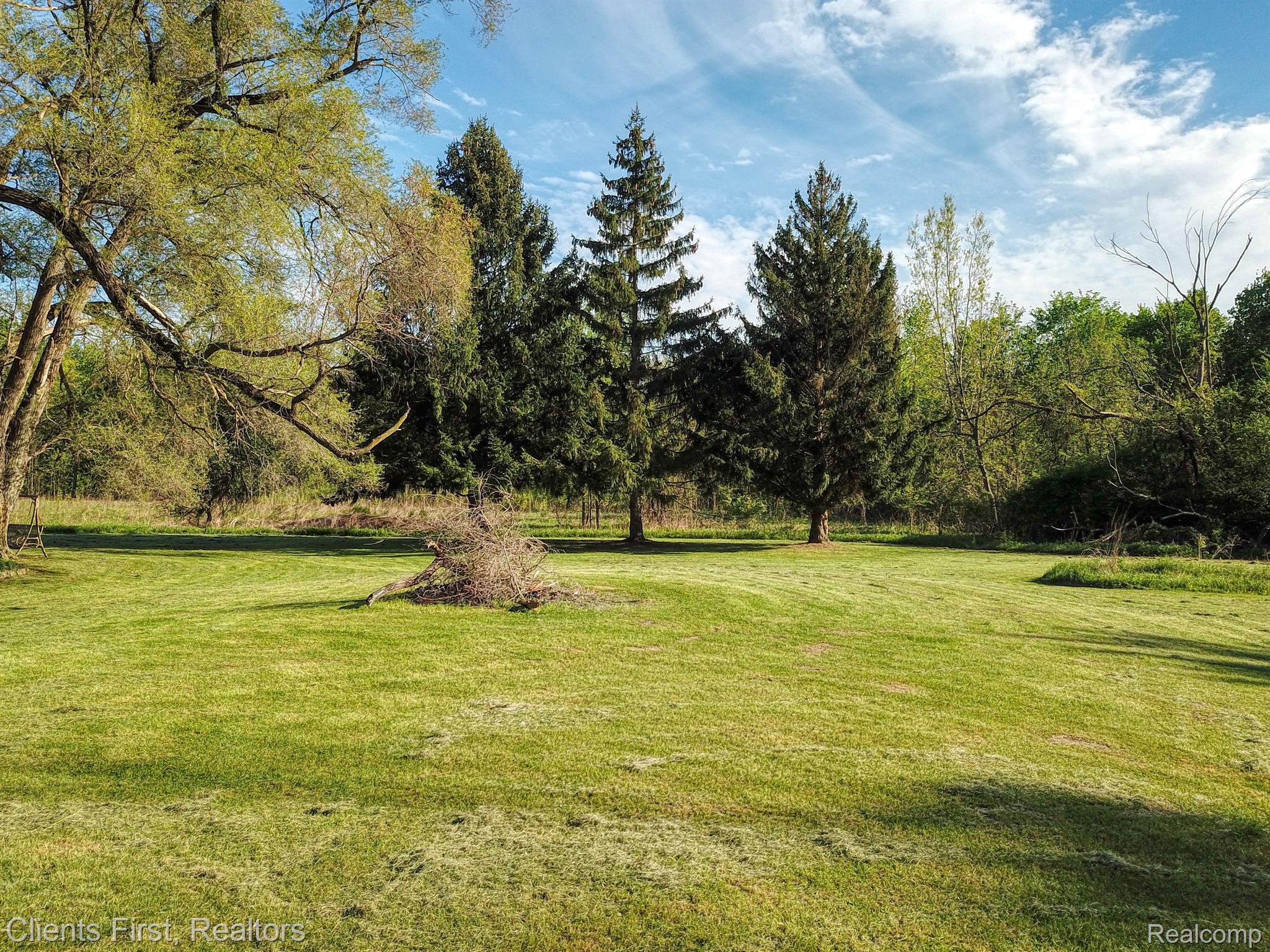 48375 Ford Rd Property Photo 19