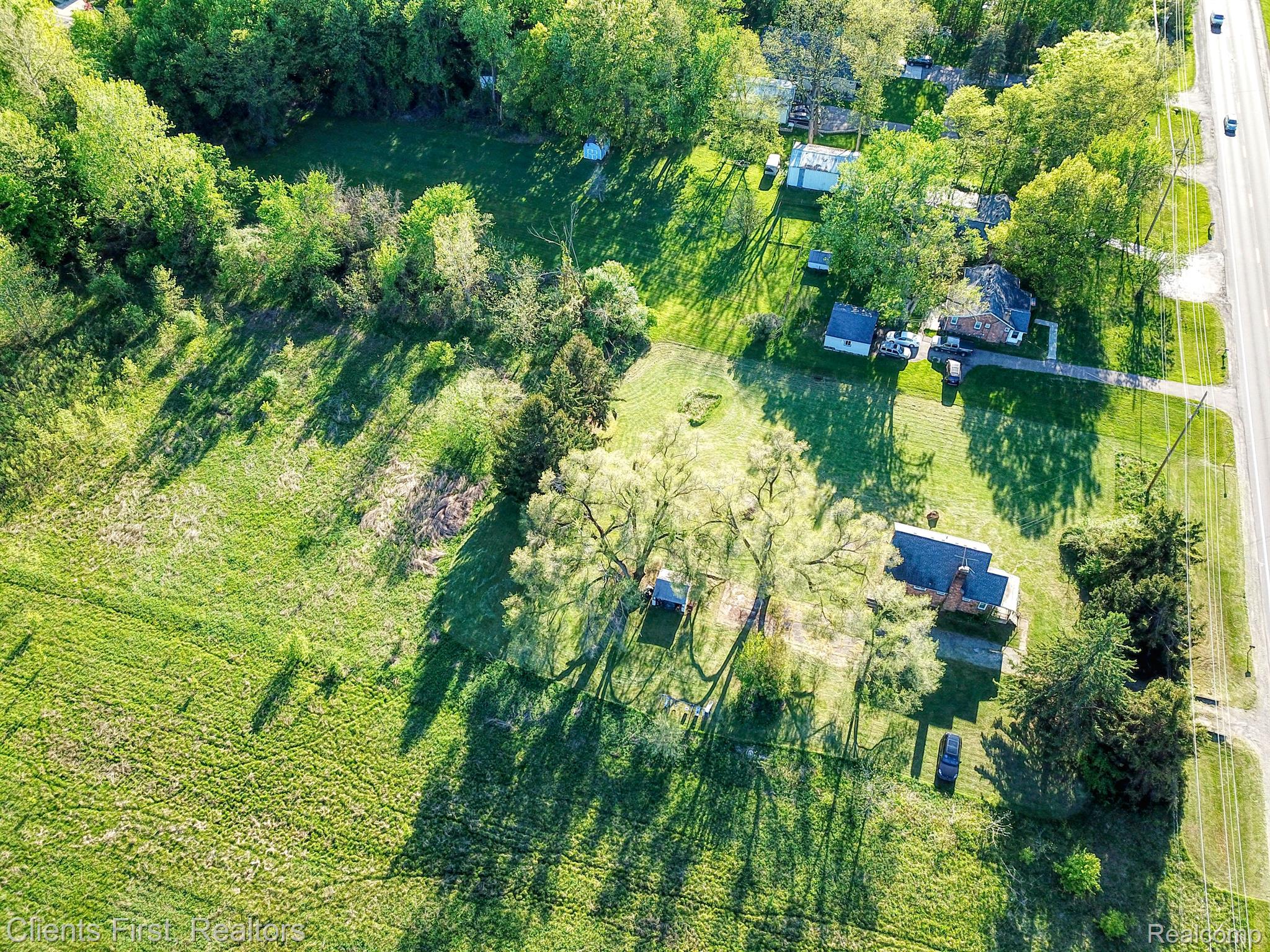 48375 Ford Rd Property Photo 25