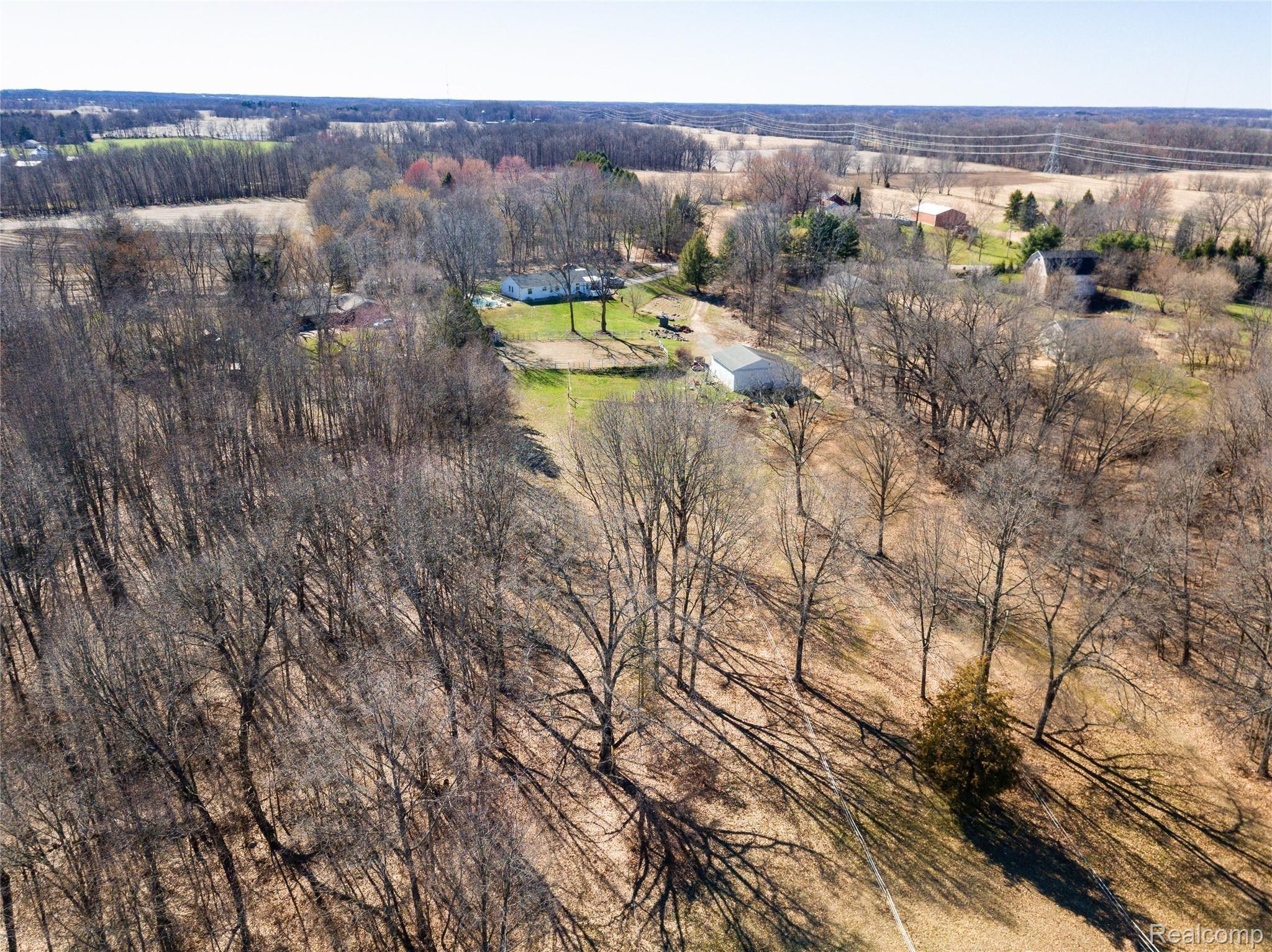 12247 Onondaga Rd Property Photo 17