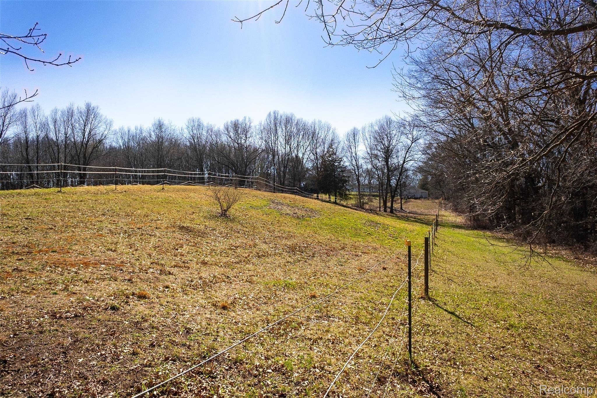 12247 Onondaga Rd Property Photo 20