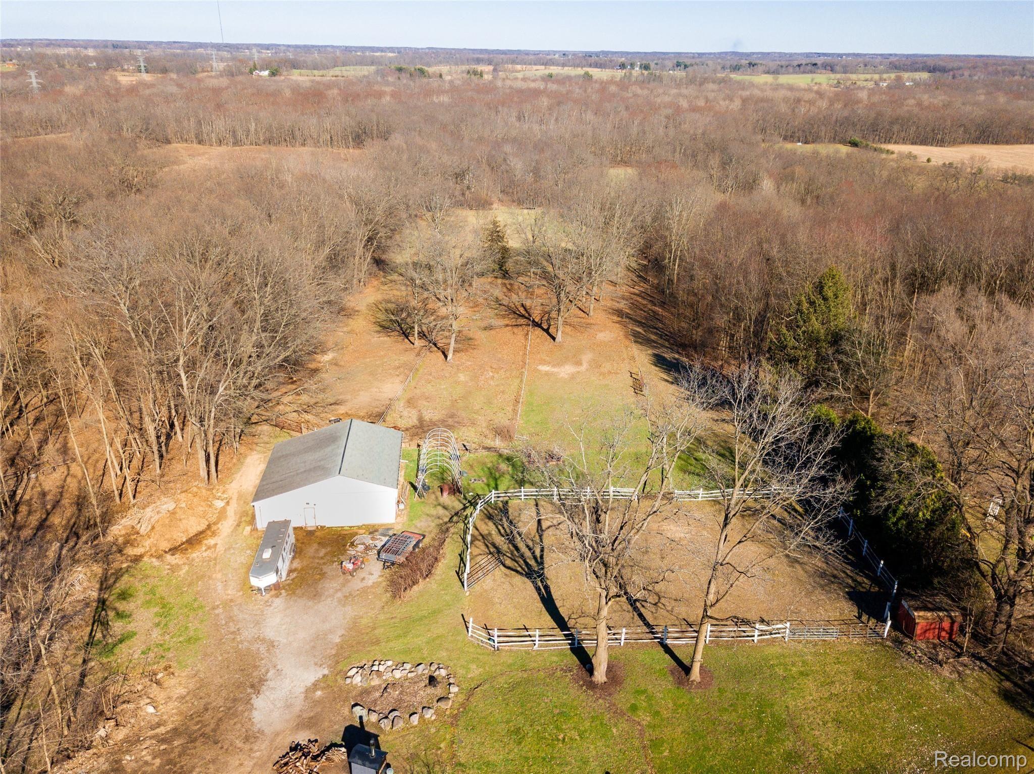 12247 Onondaga Rd Property Photo 28