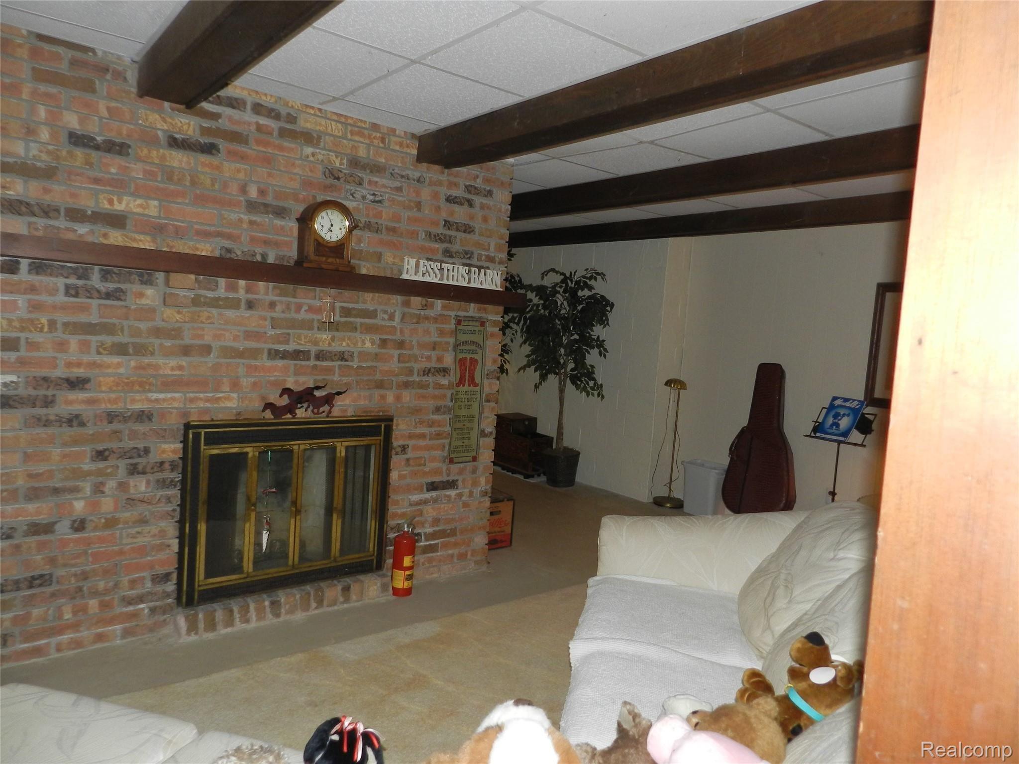 12247 Onondaga Rd Property Photo 46