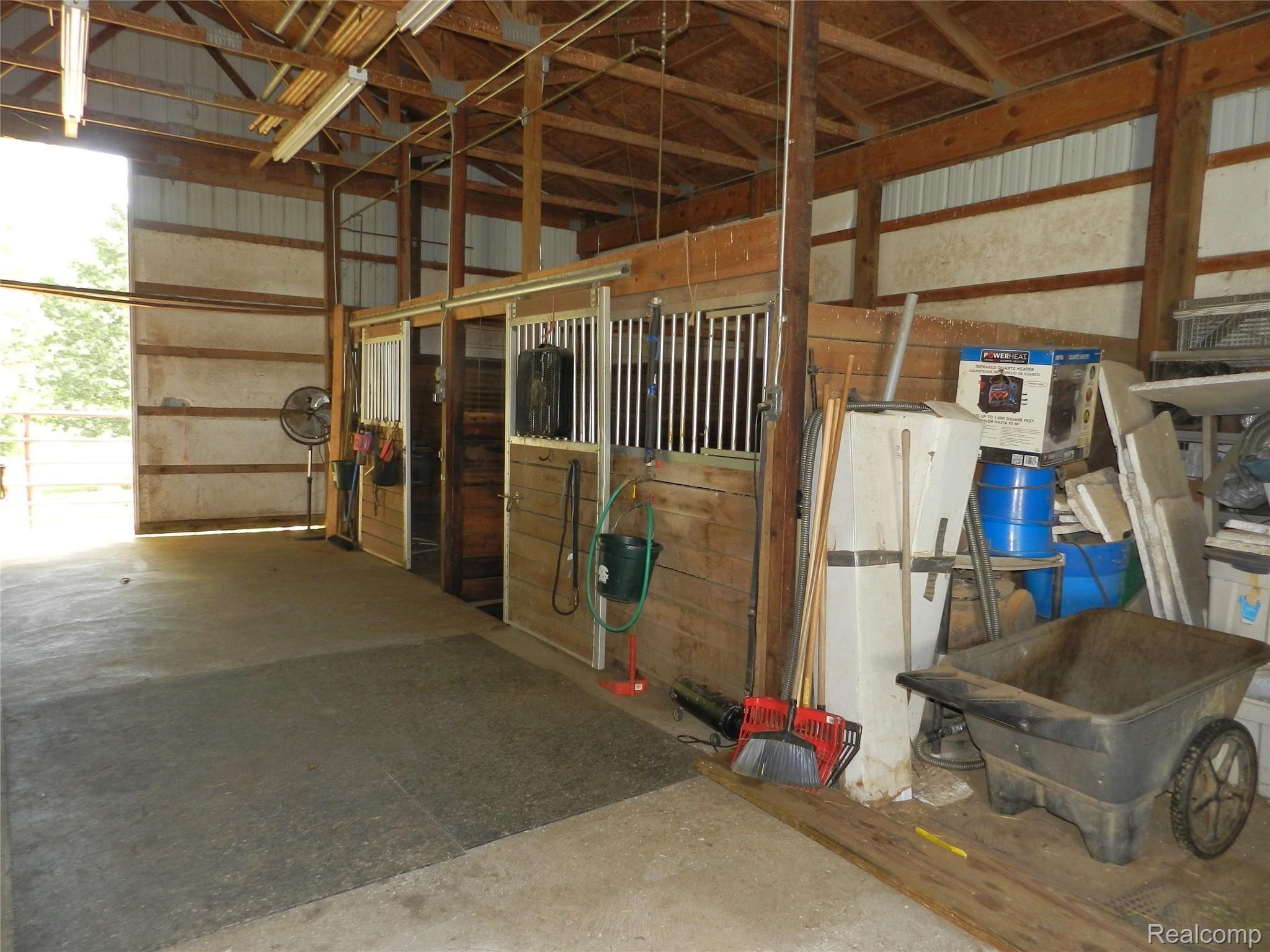 12247 Onondaga Rd Property Photo 51