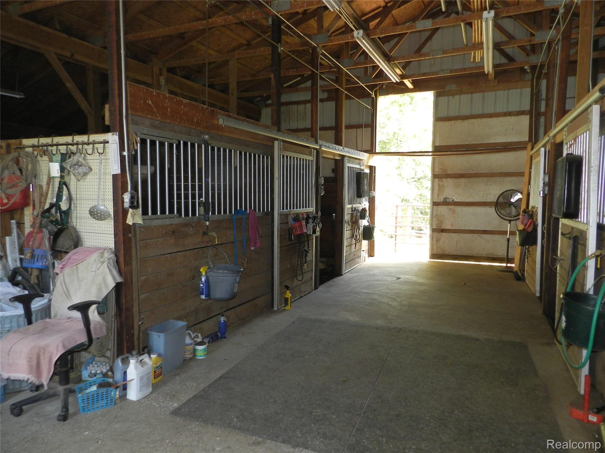 12247 Onondaga Rd Property Photo 53