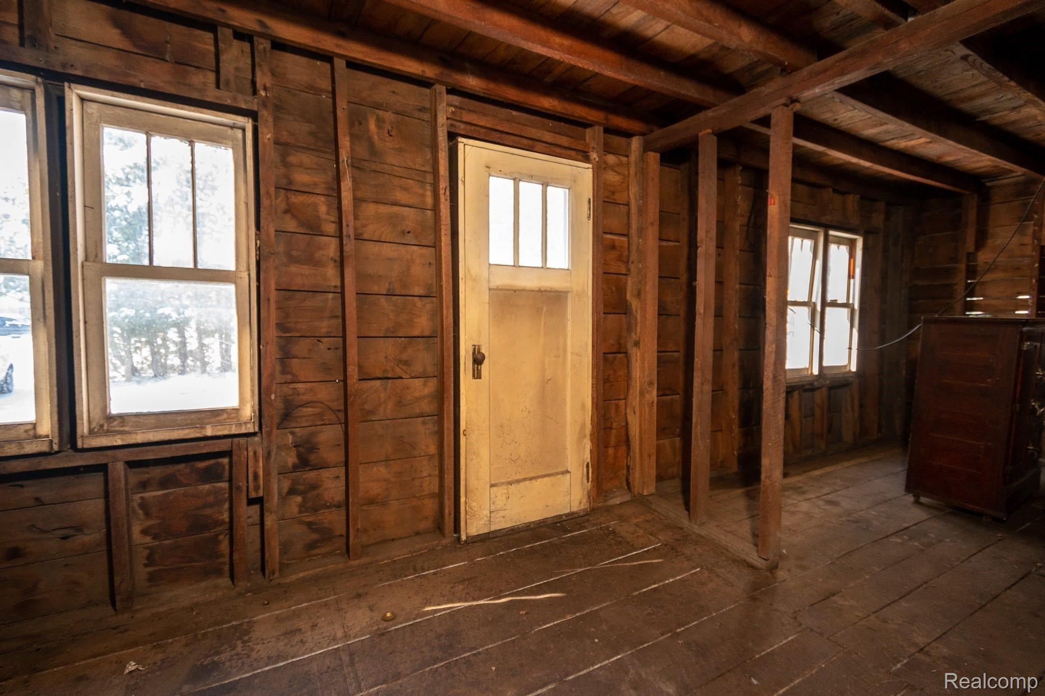 20509 Clark Rd Property Photo 1