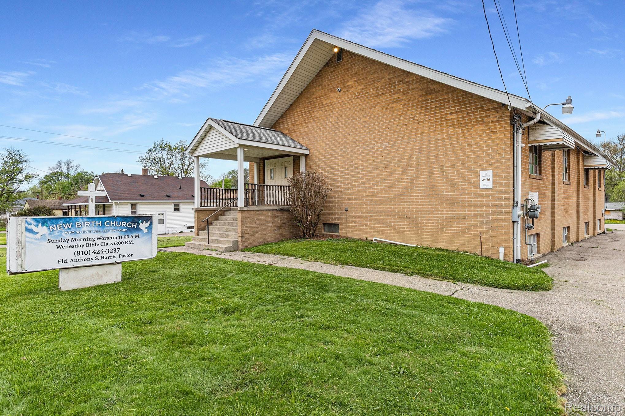 3918 Blackington Ave Property Photo 24