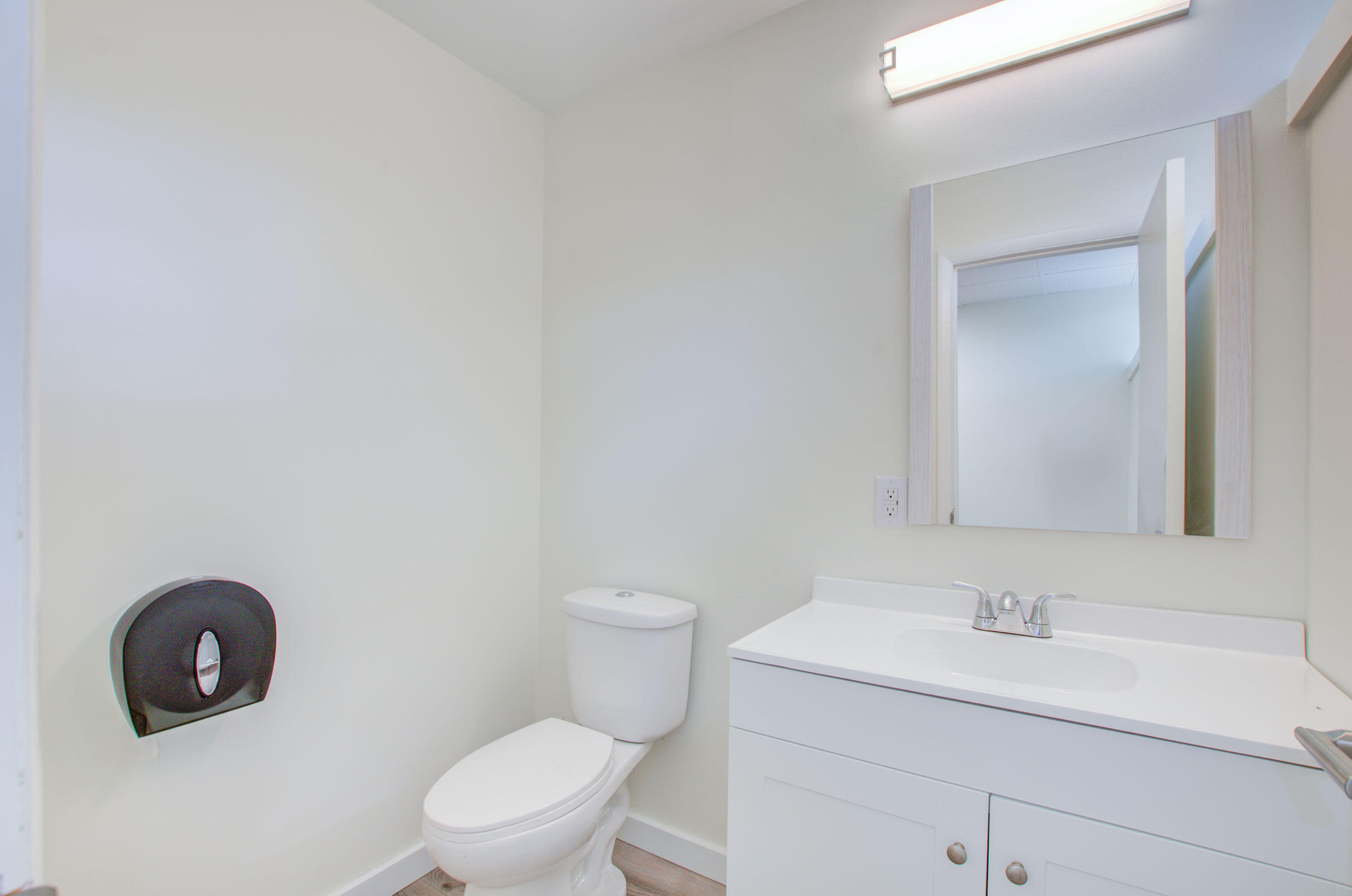 1010 Burr Street Property Photo 24