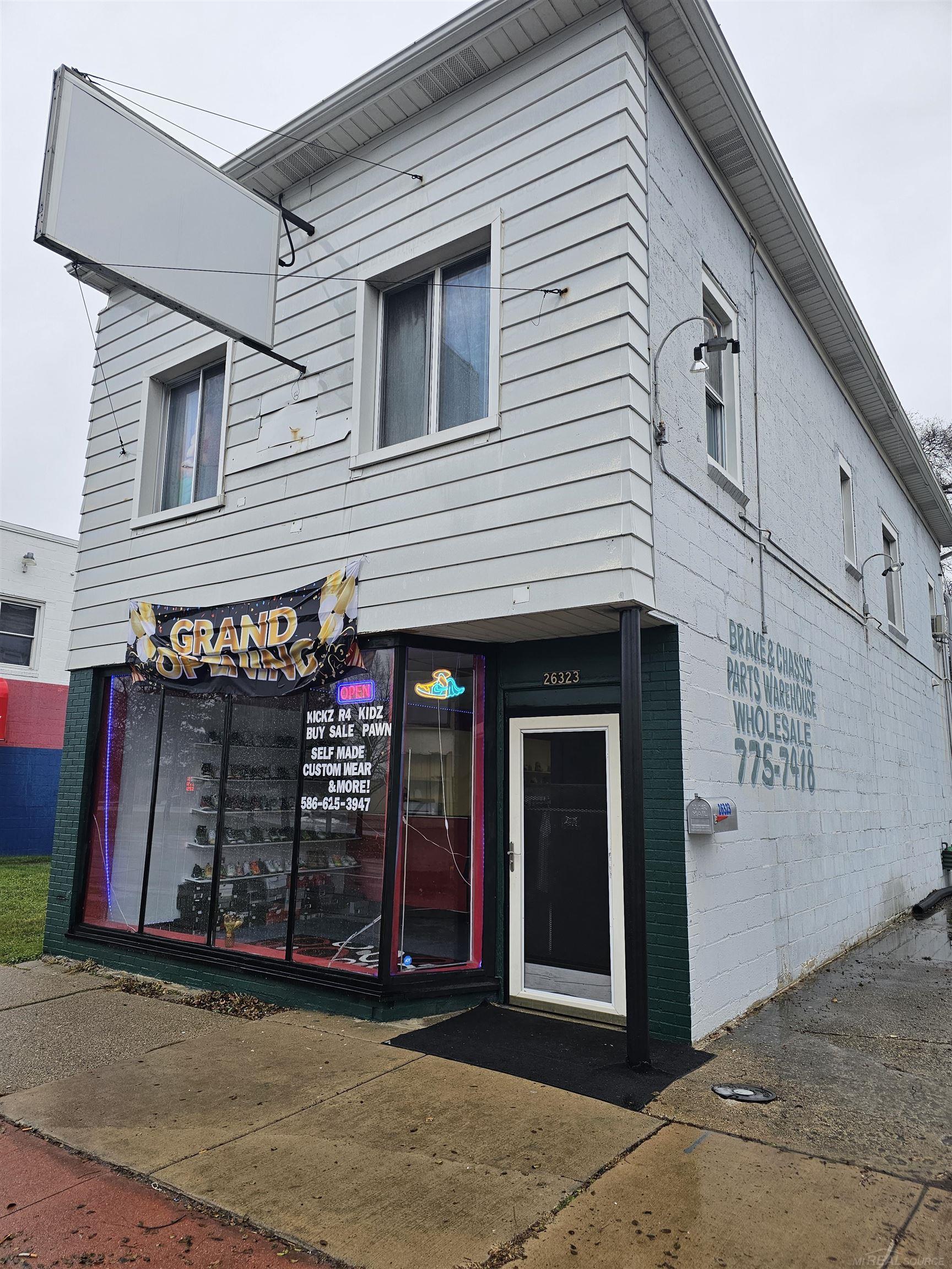 26323 Gratiot Ave Property Photo 1
