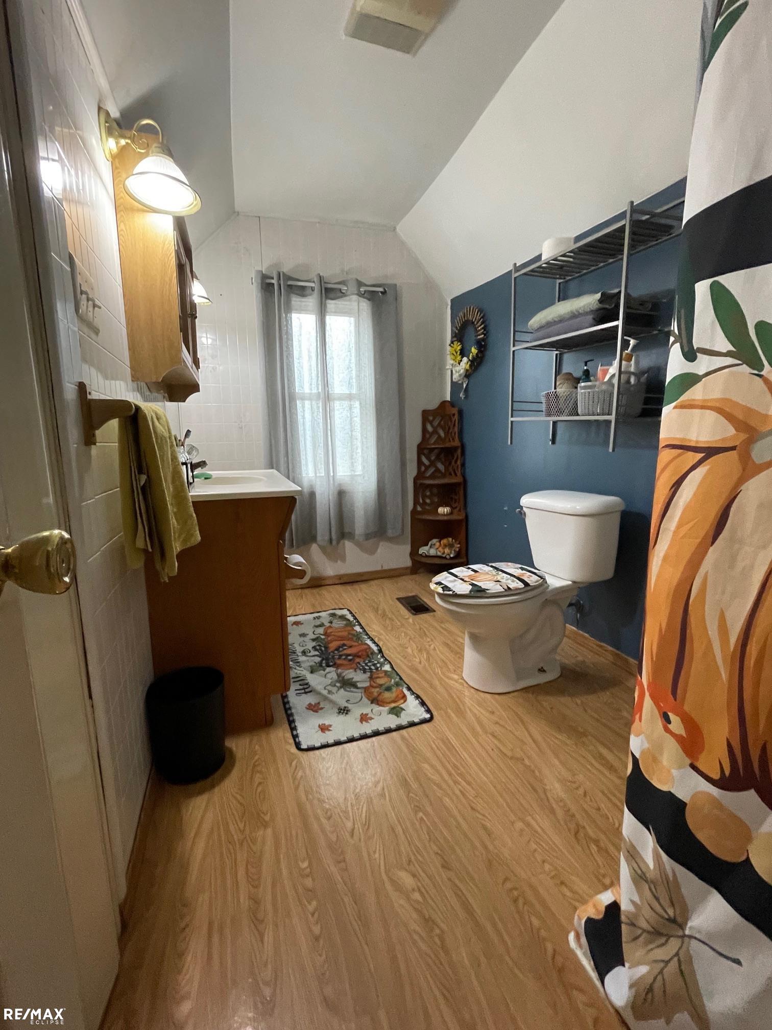 36760 Green St Property Photo 15