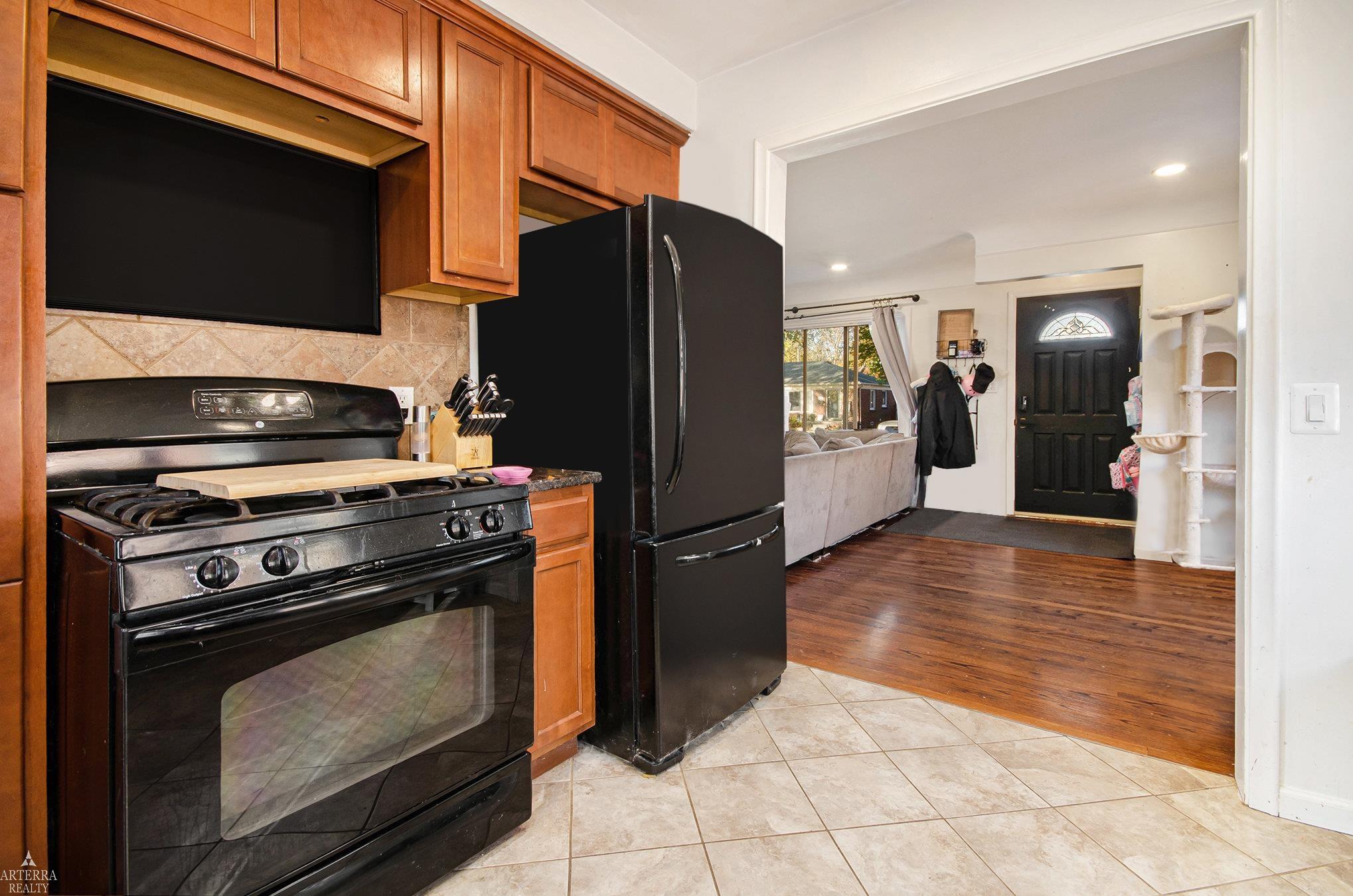 22530 Mylls St Property Photo 10