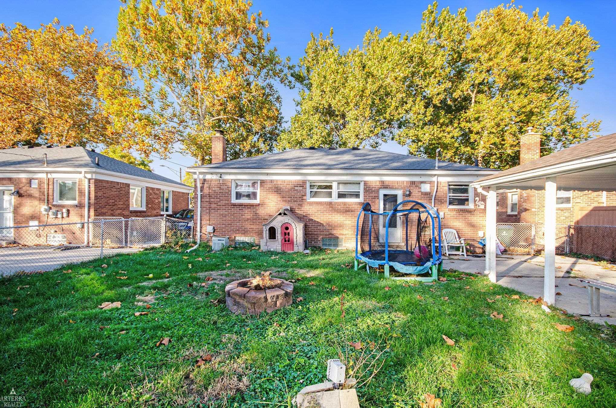 22530 Mylls St Property Photo 19