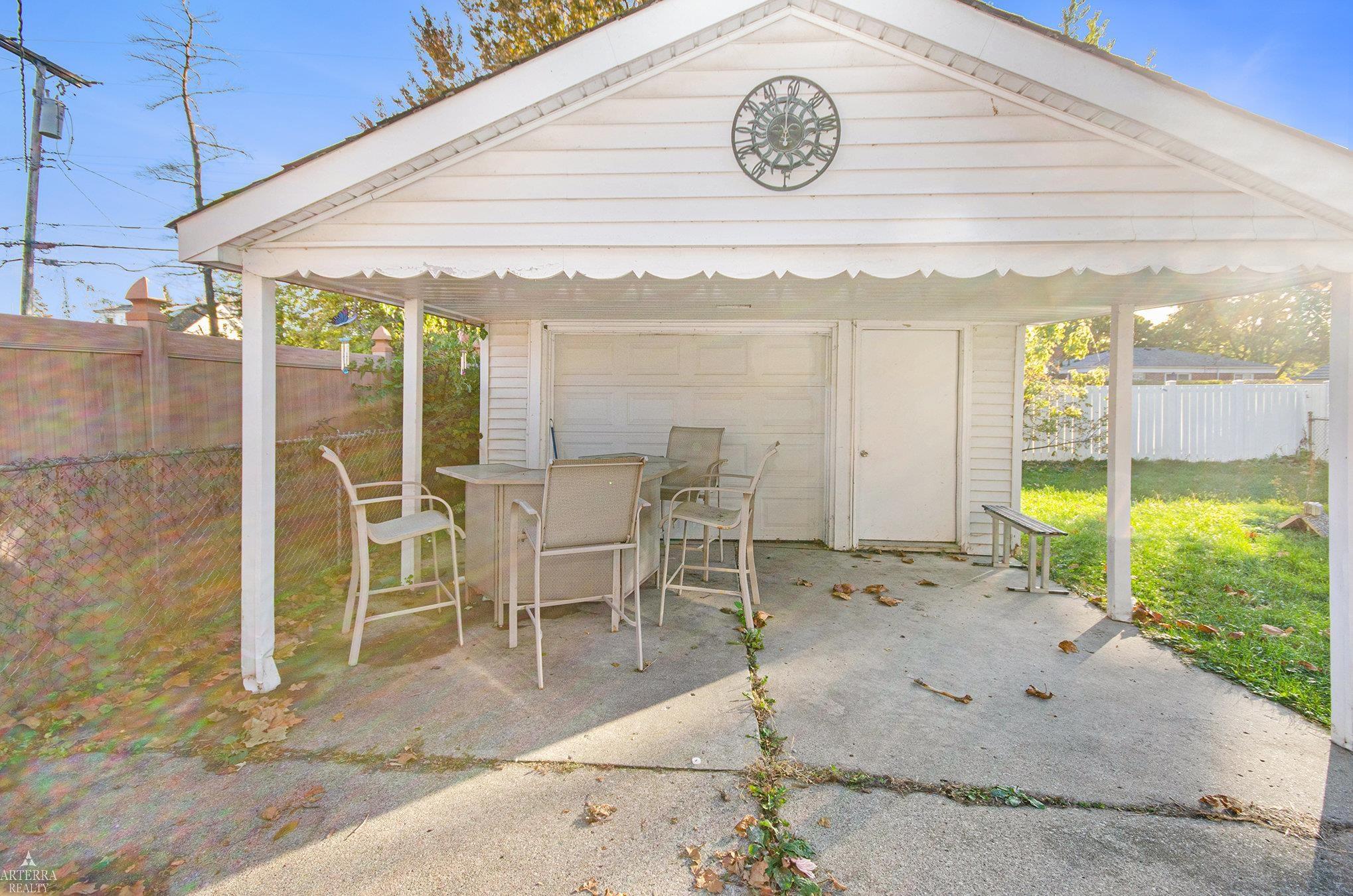 22530 Mylls St Property Photo 24