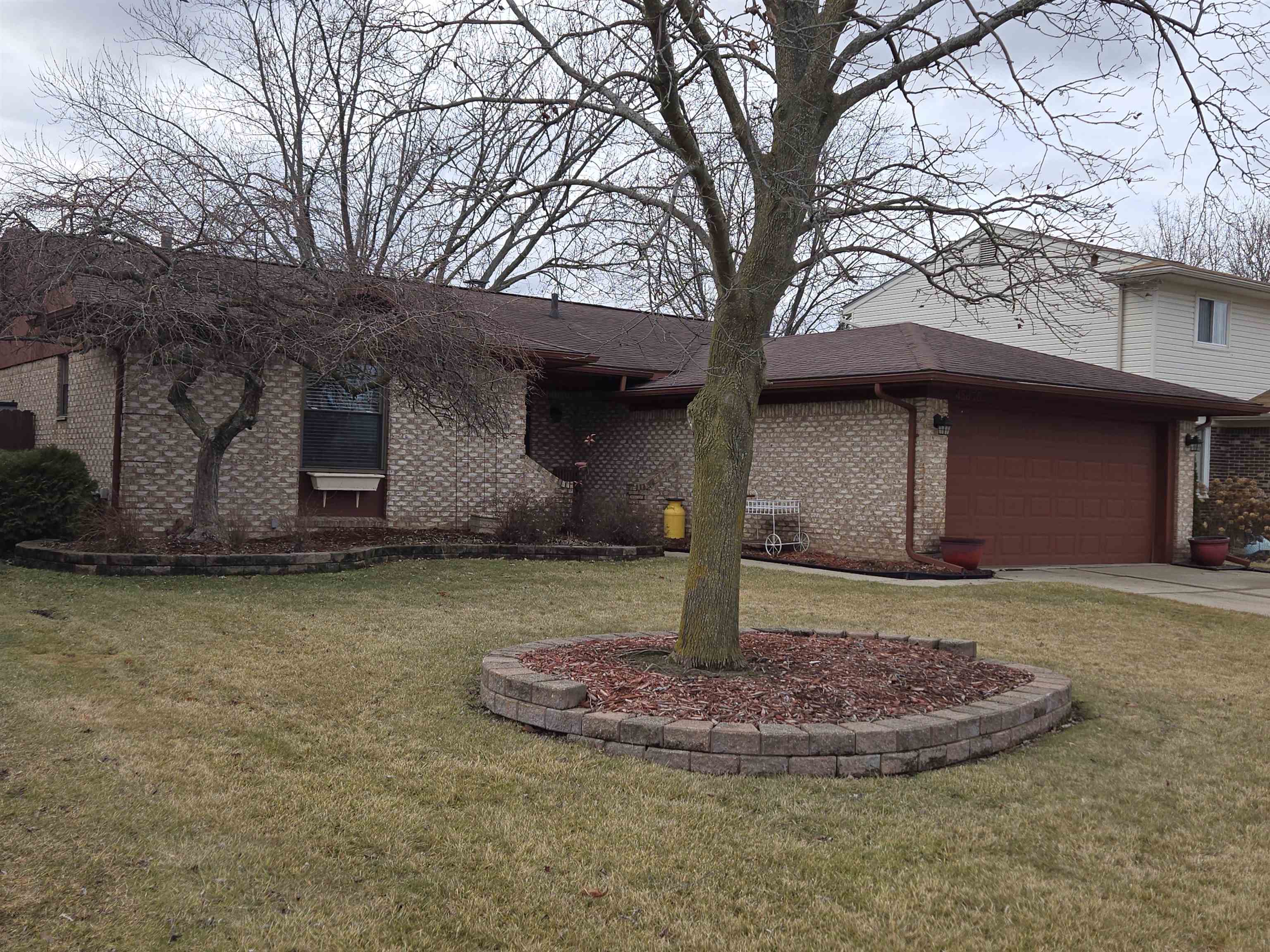 45675 Heatherwoode Ln Property Photo 1