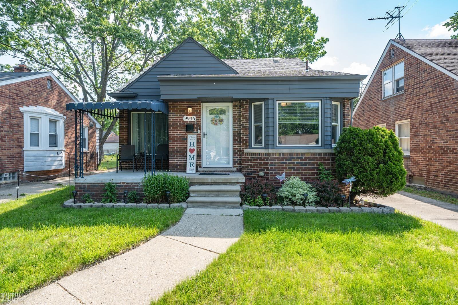 9936 Virgil Property Photo 1