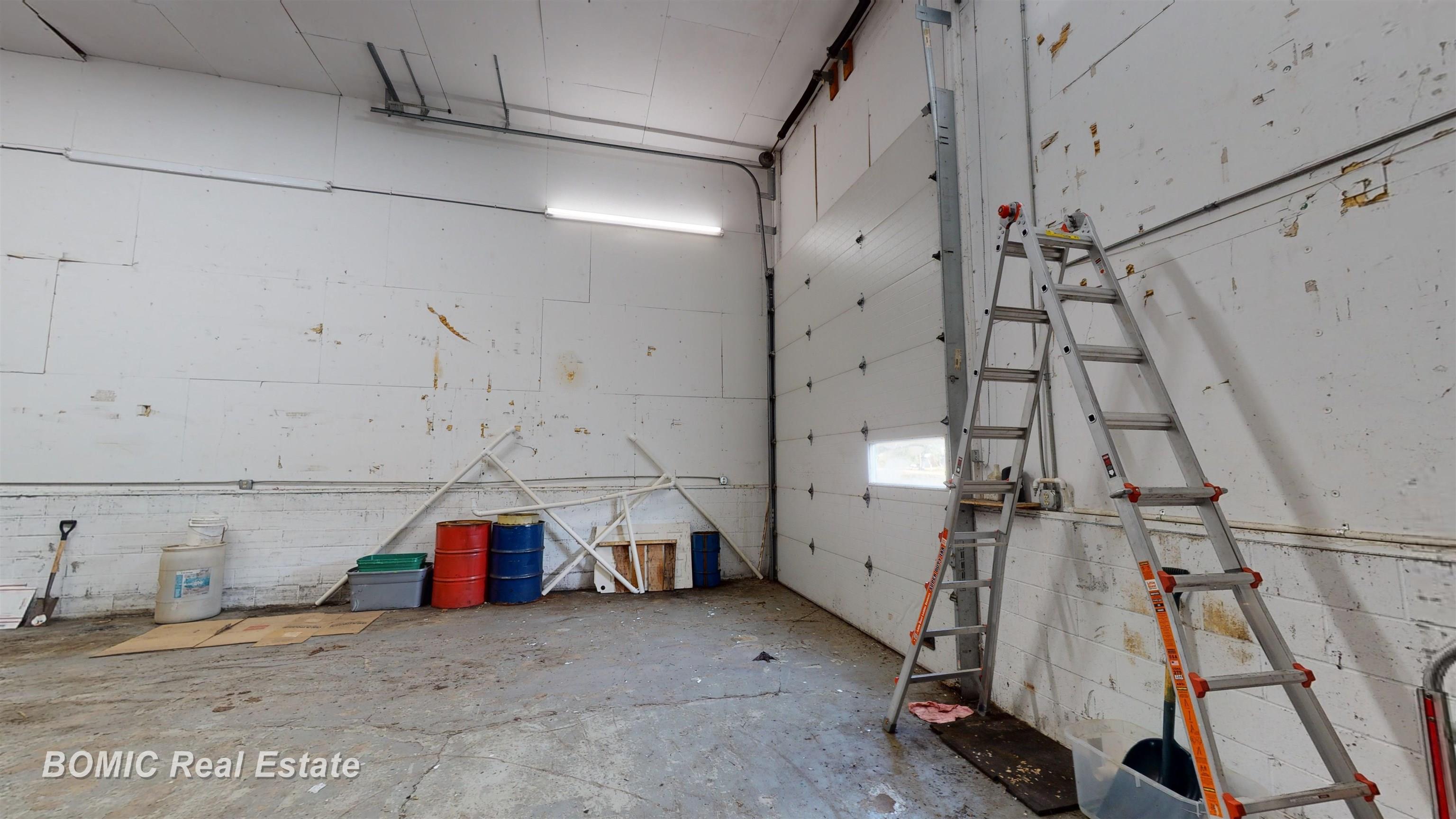 7030 East Rd Property Photo 29