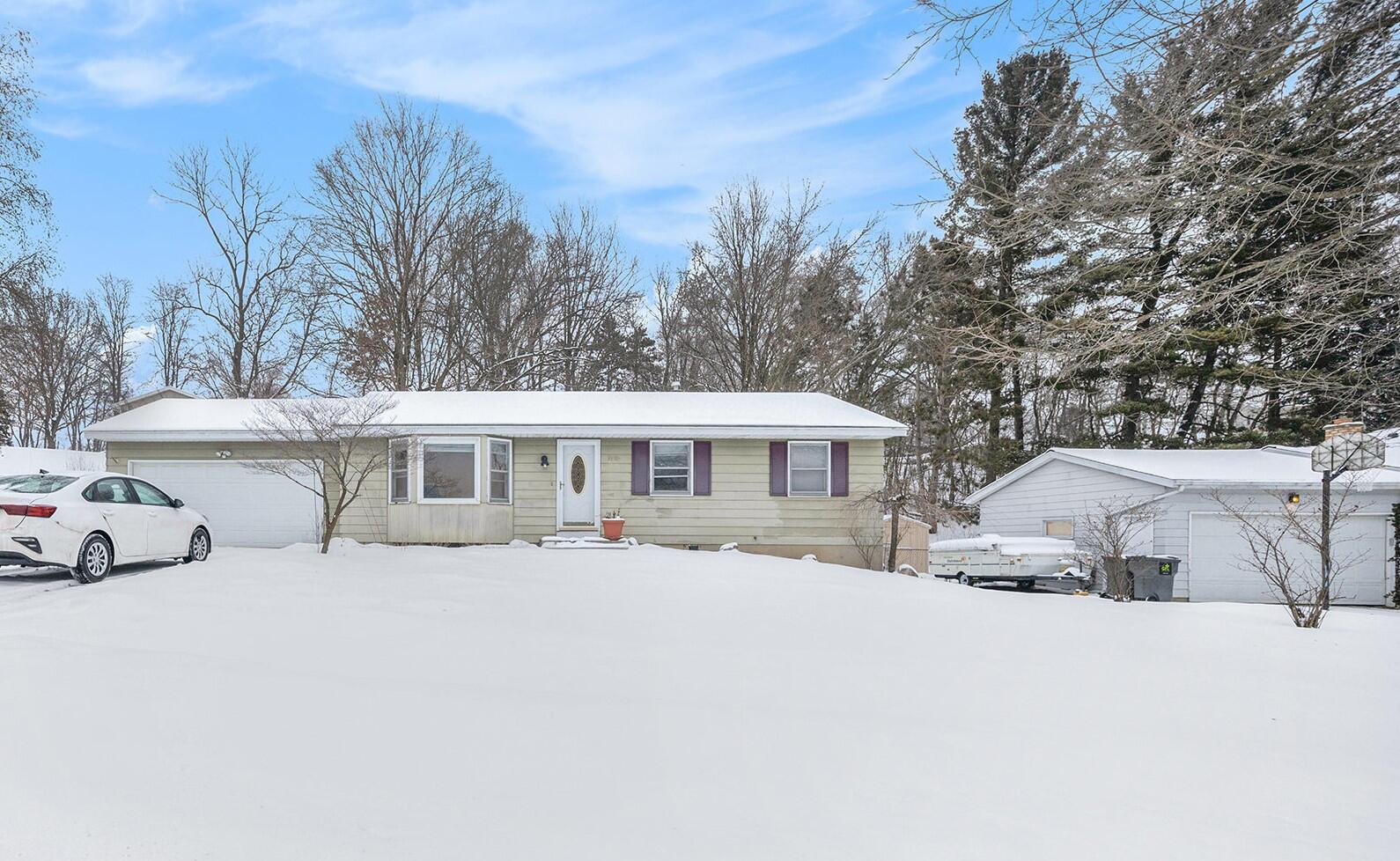 1571 Harding Street Nw Property Photo 1