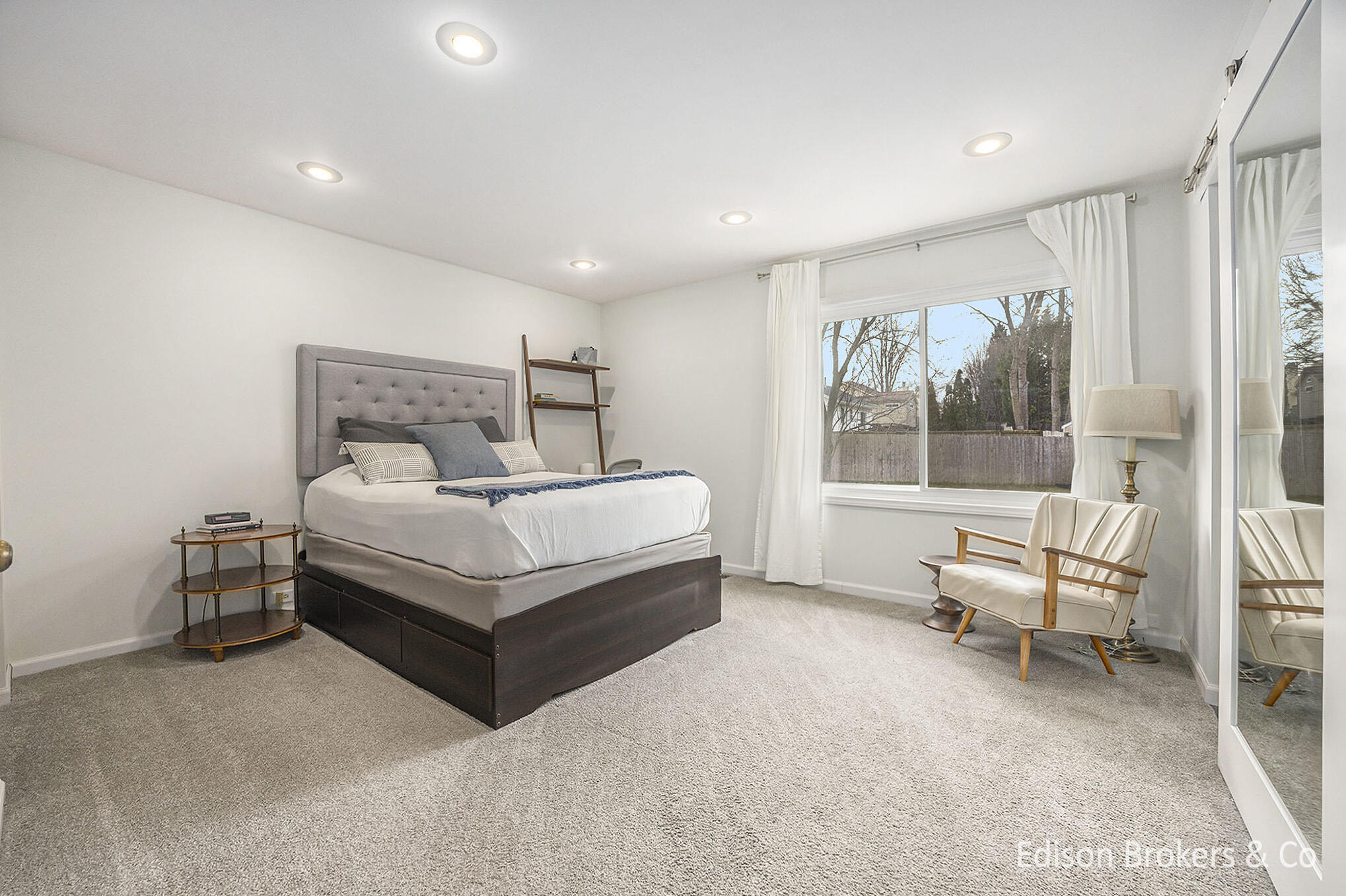 2356 Thistledowne Drive Ne Property Photo 13