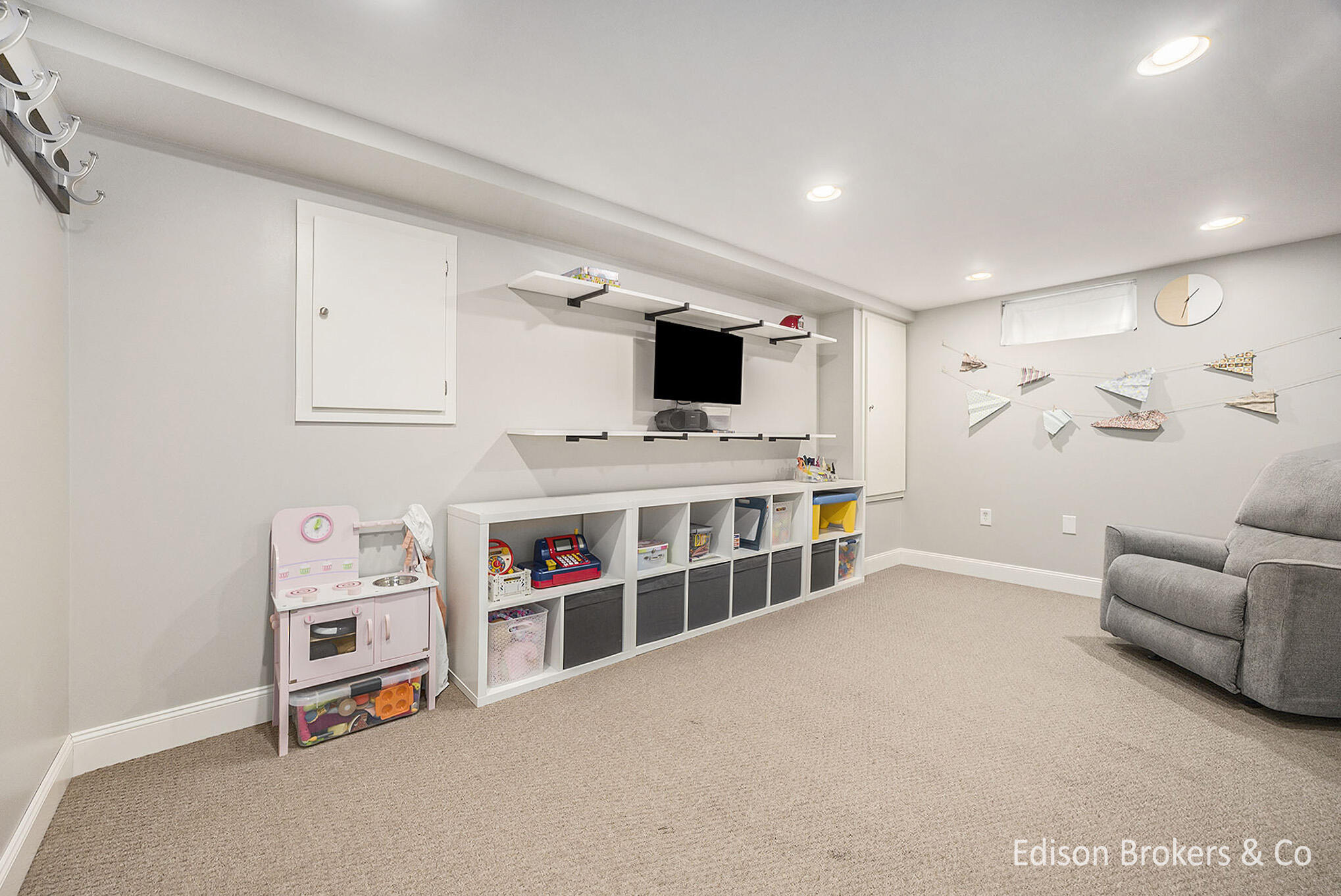 2356 Thistledowne Drive Ne Property Photo 22