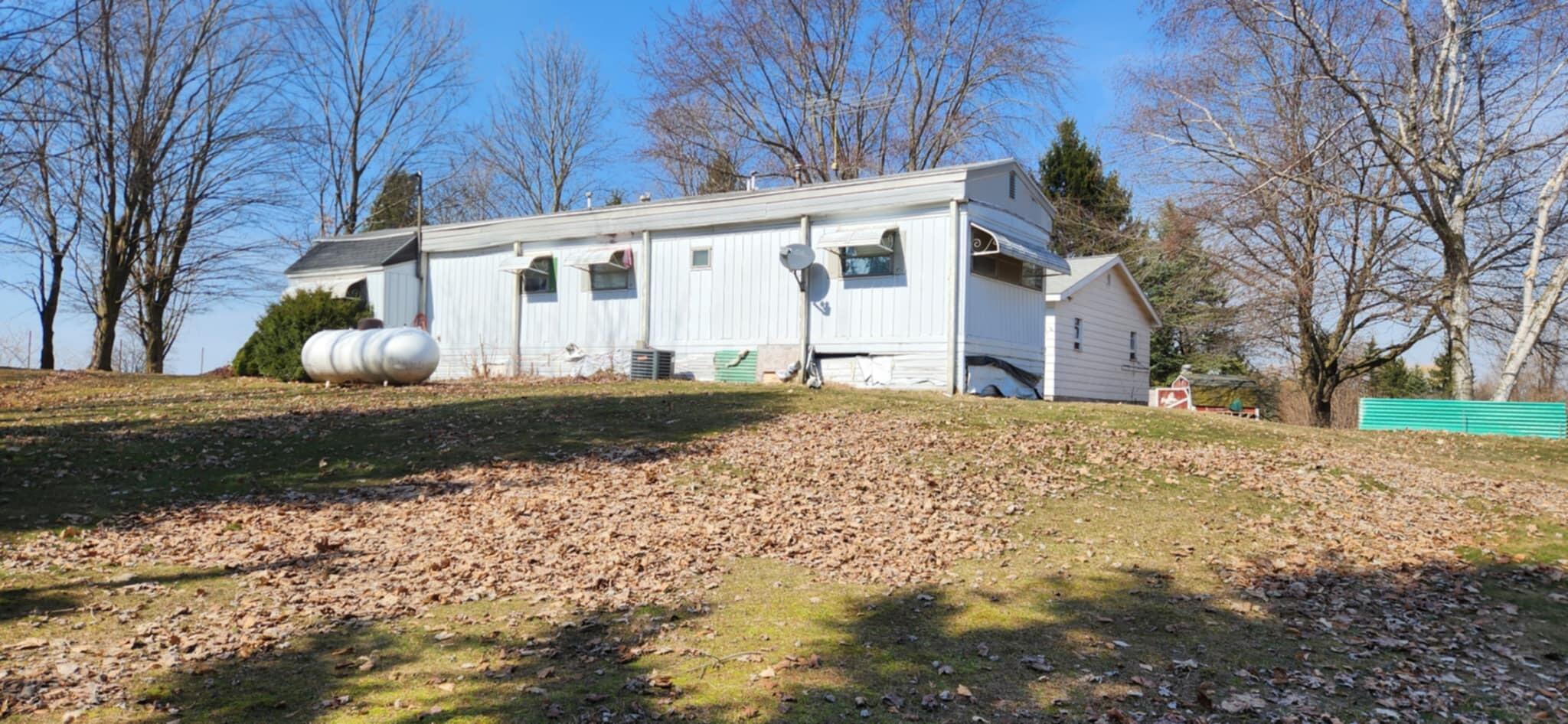 942 Shaw Road Property Photo 5