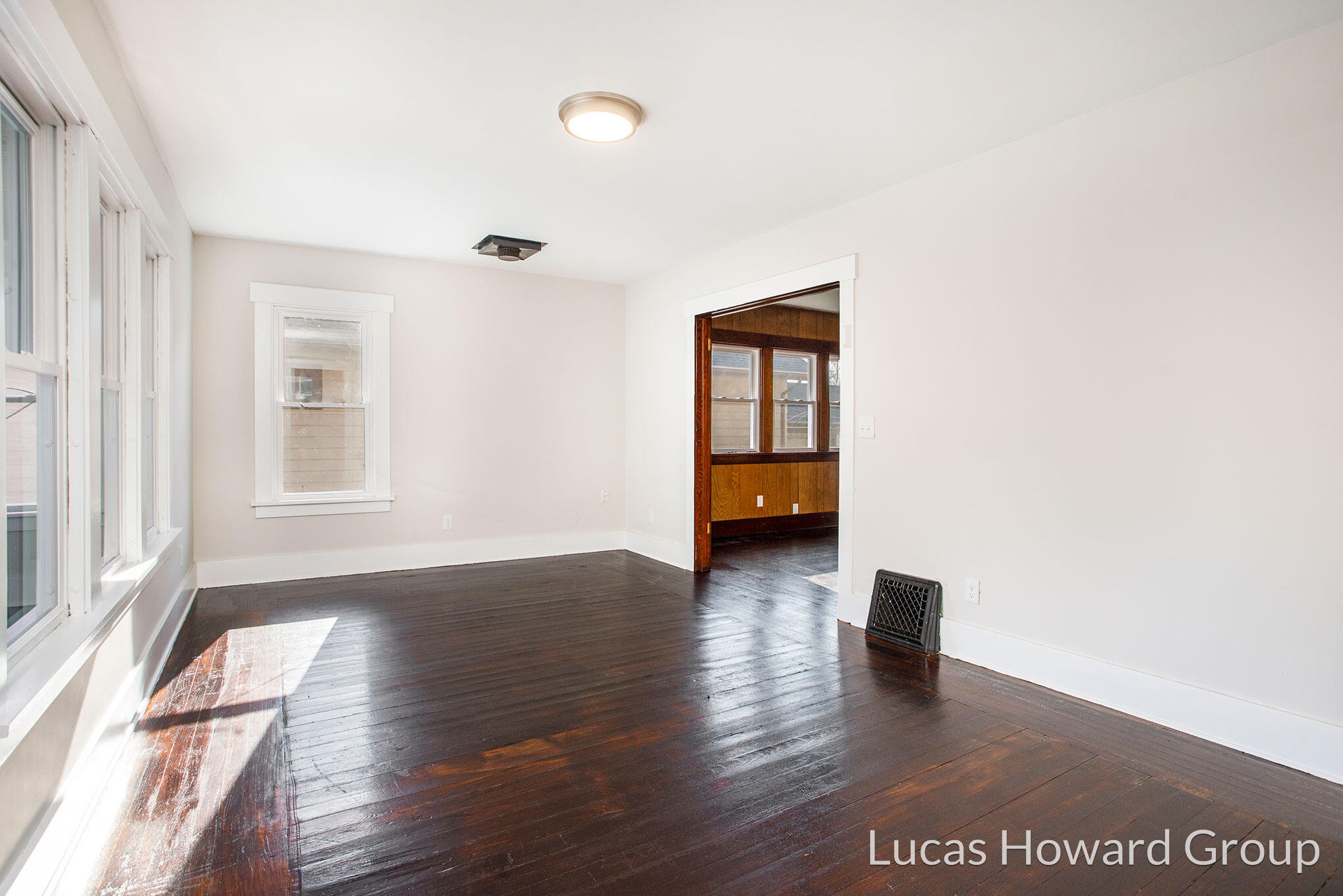 353 W Territorial Road Property Photo 5