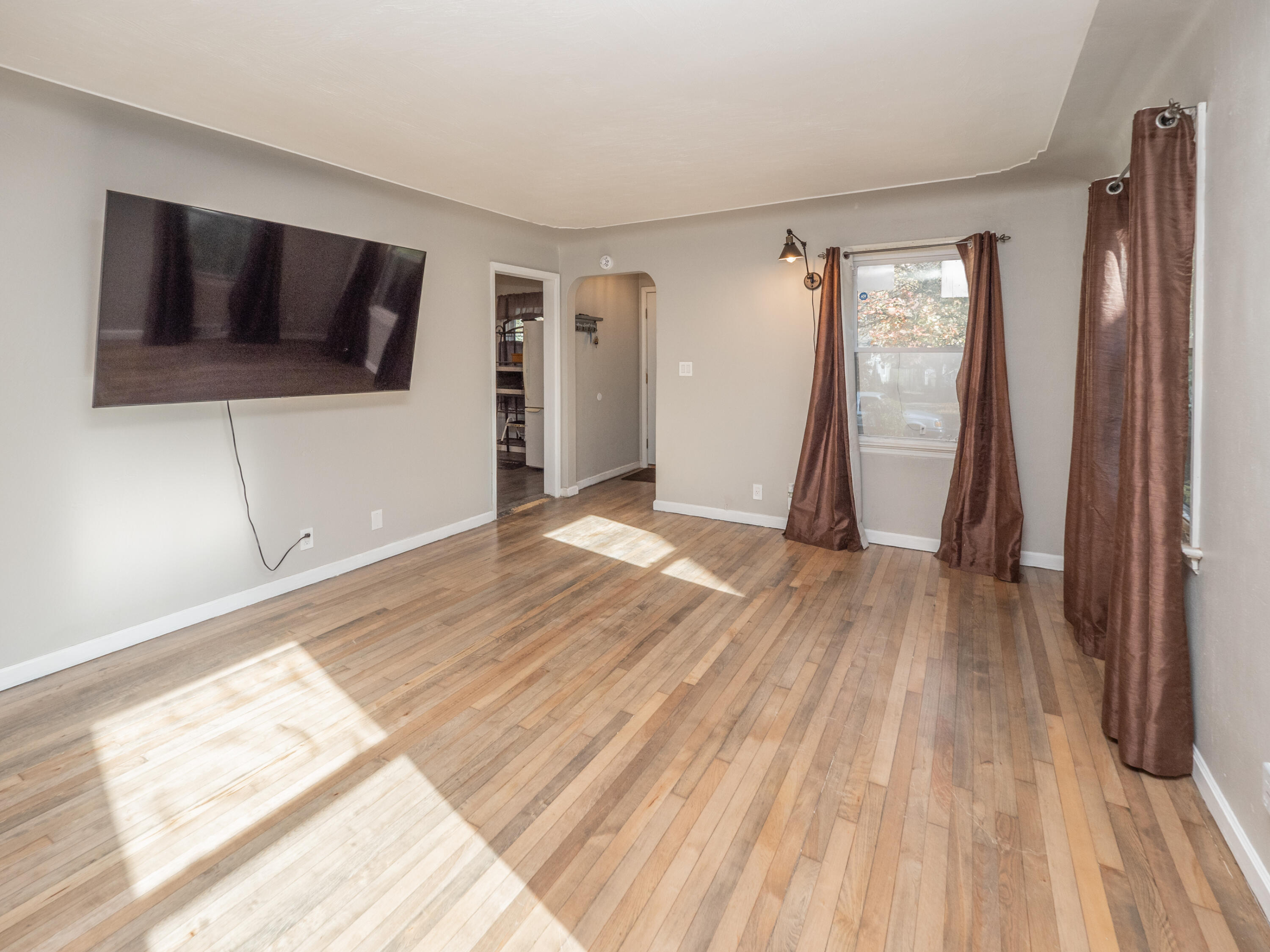 147 Wiltshire Avenue Property Photo 4